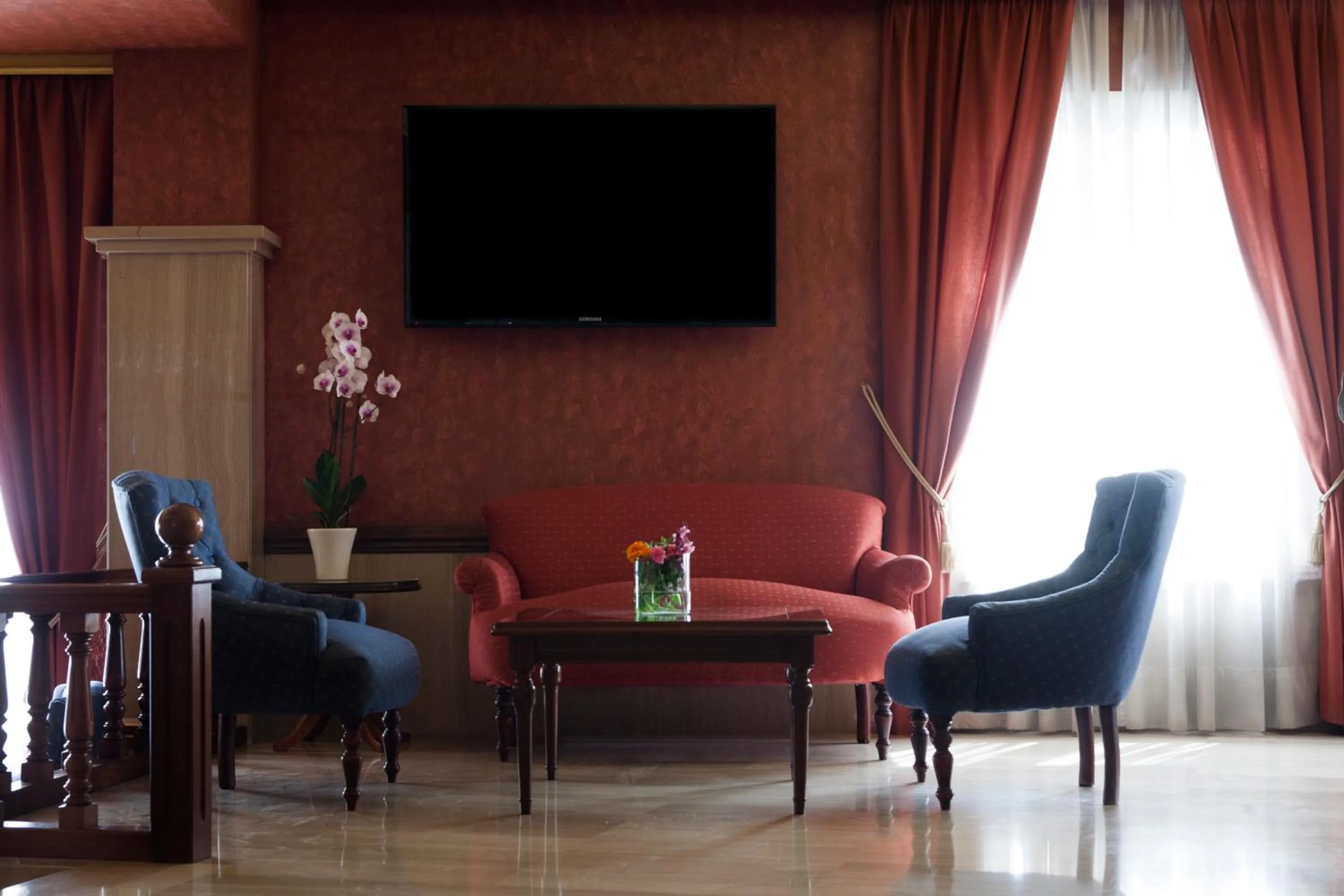 Lounge or bar in Hotel Plaza Cavana