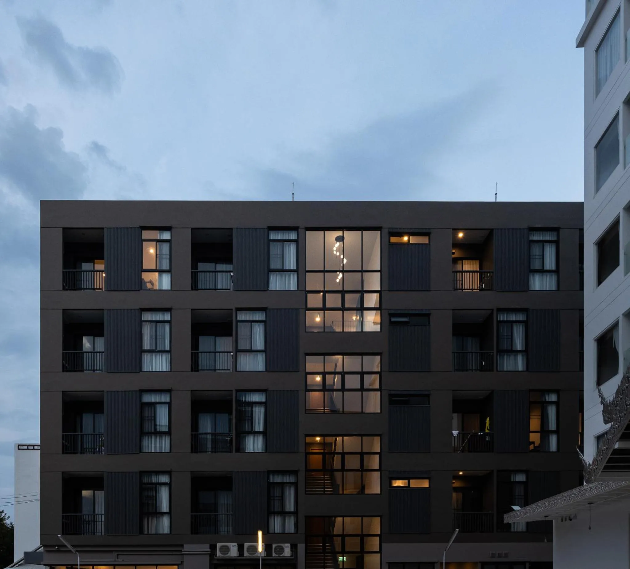 Property building in AMIRI PLACE HOTEL