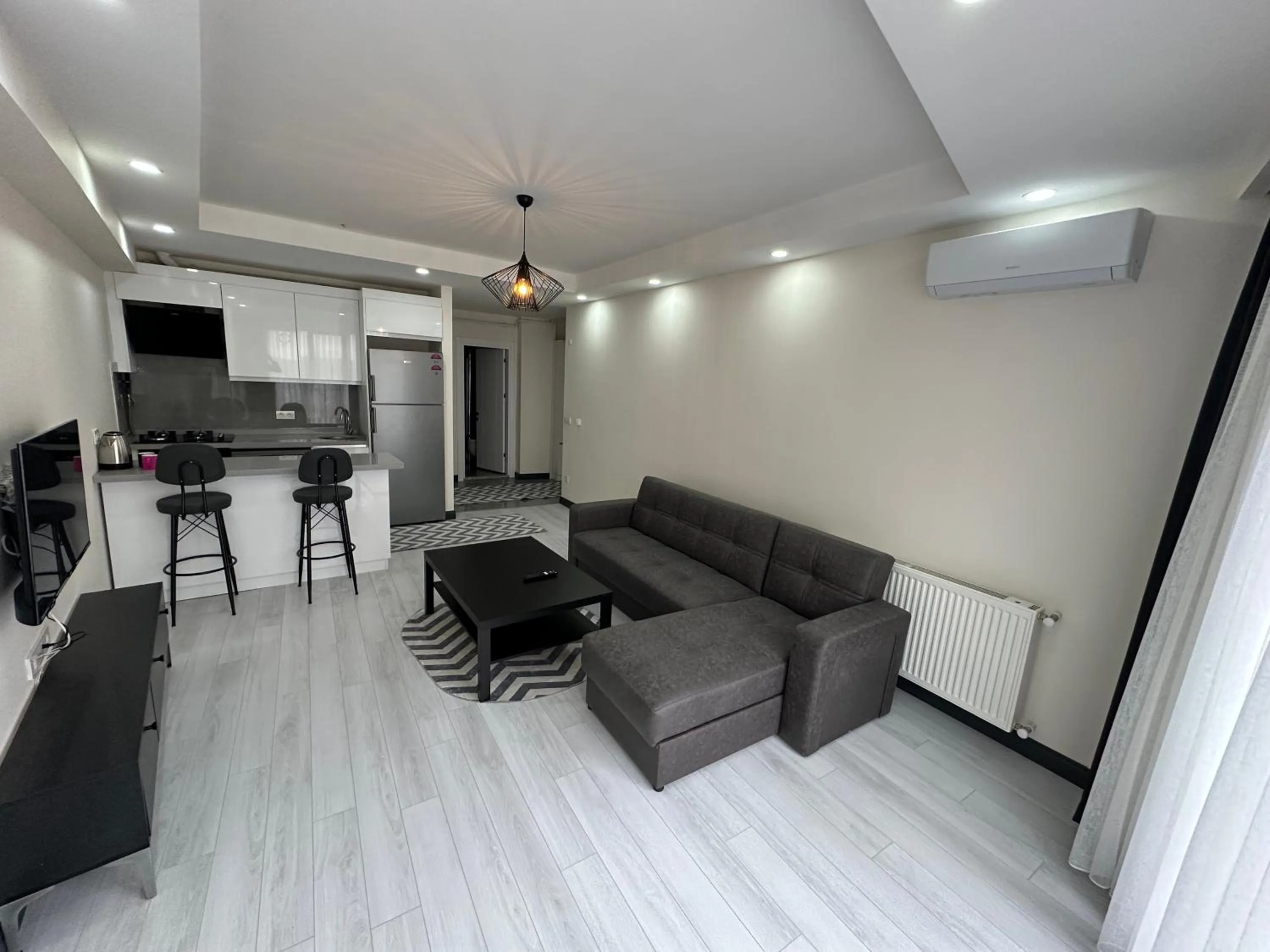 Communal lounge/ TV room in Rose Plus Residence