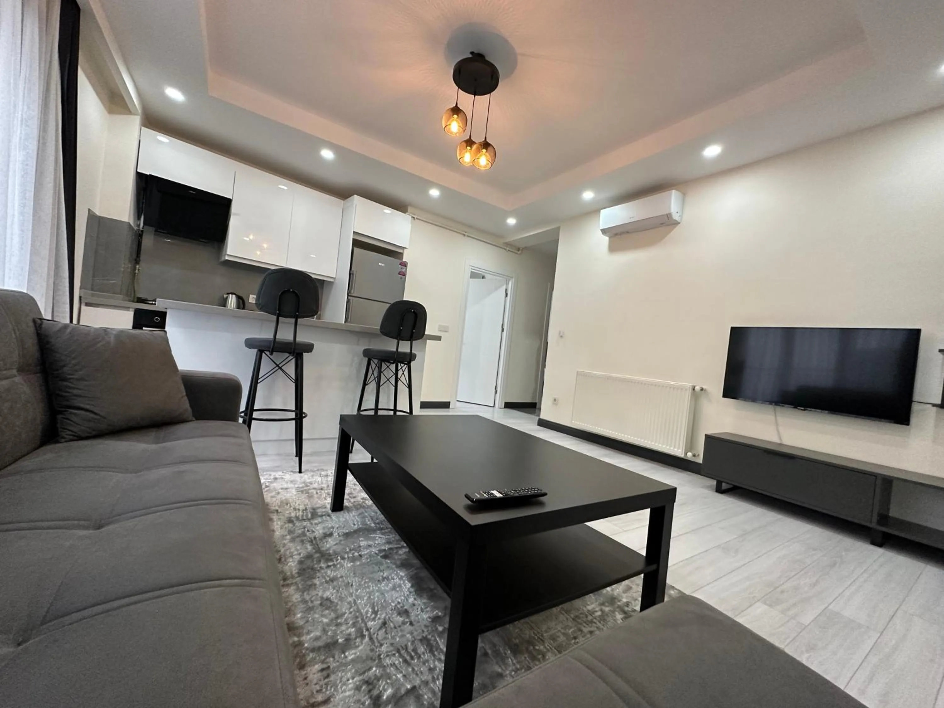 Communal lounge/ TV room in Rose Plus Residence