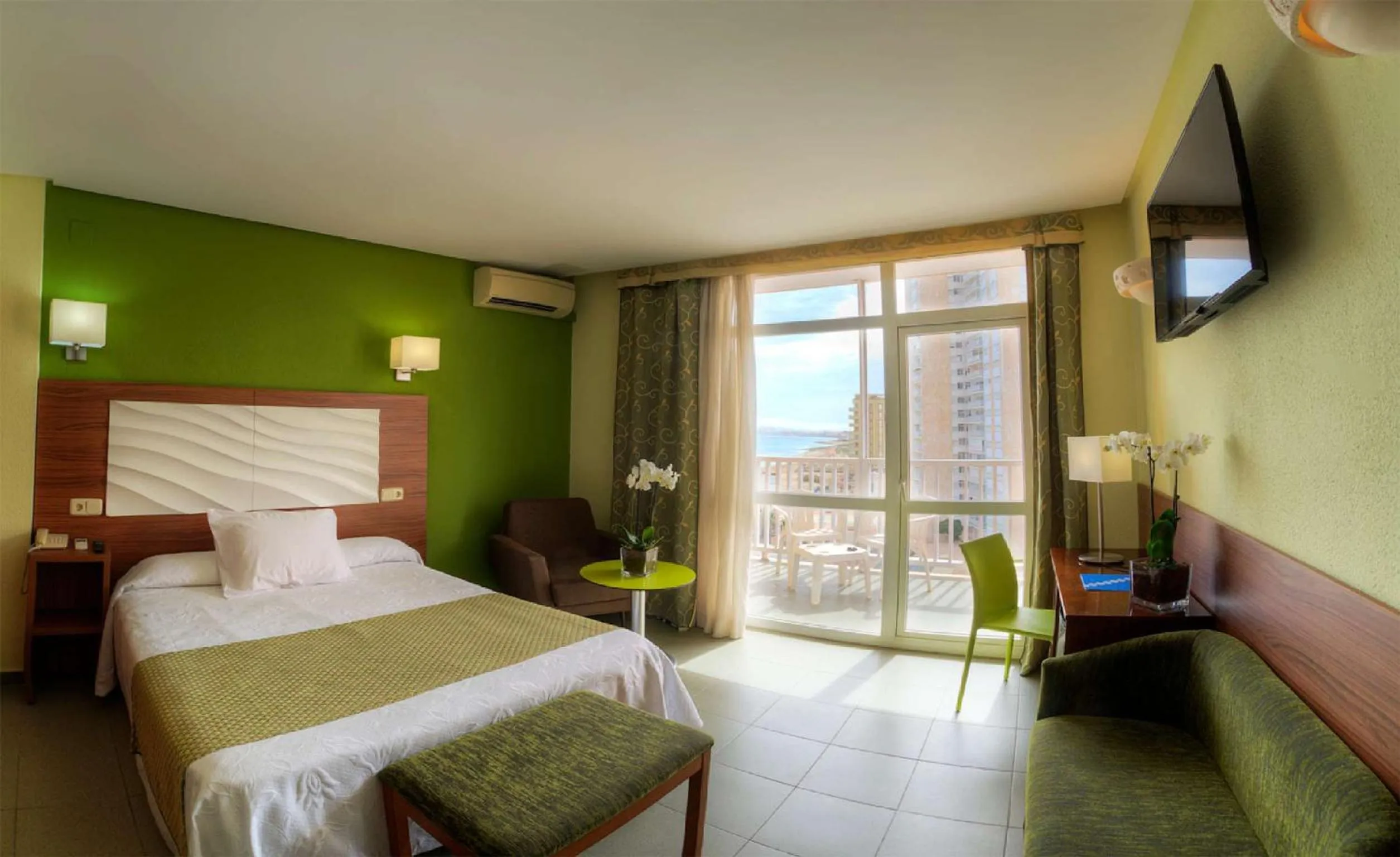 Bedroom, Bed in Hotel & Spa Entremares