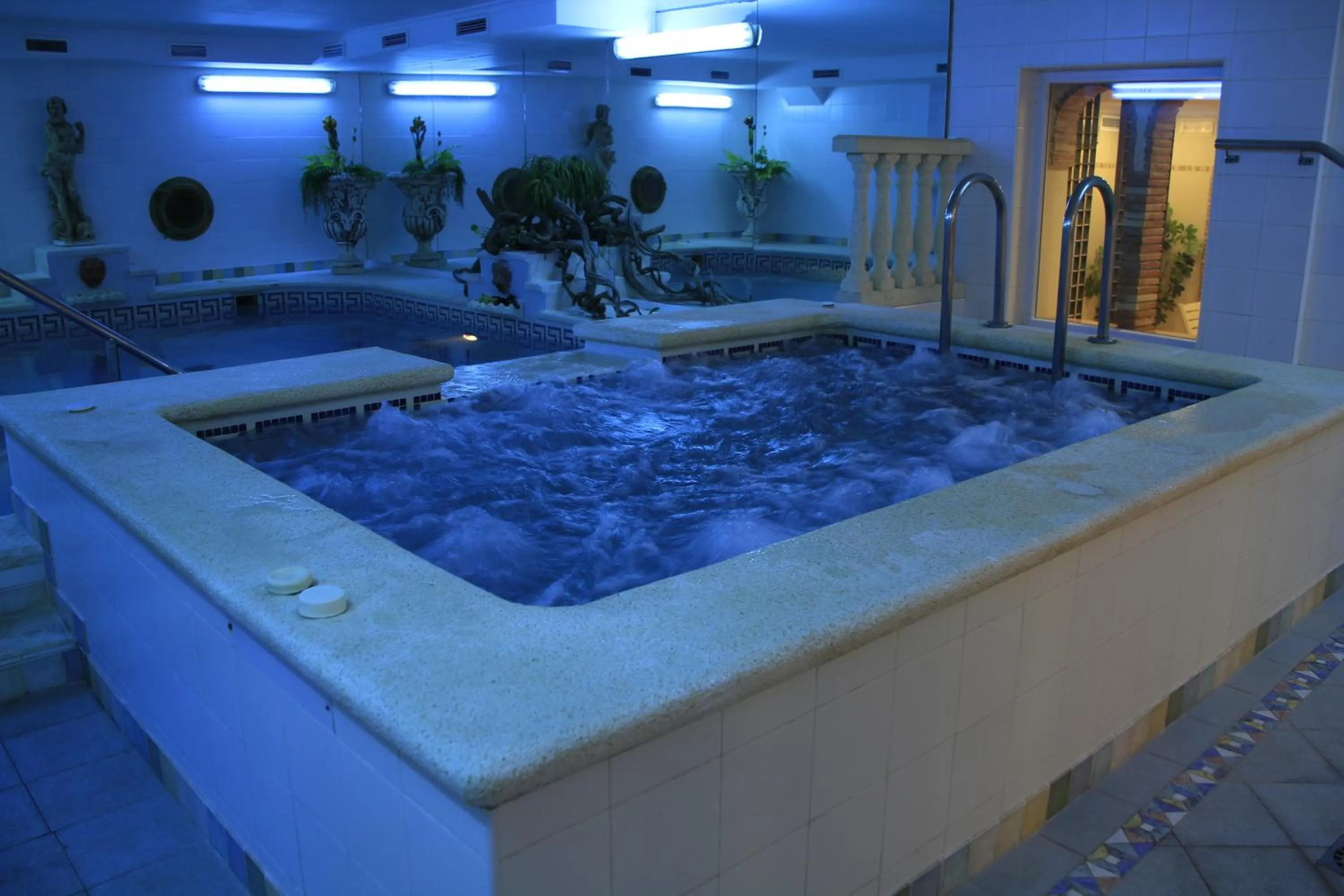 Swimming pool in Hotel & Spa Entremares