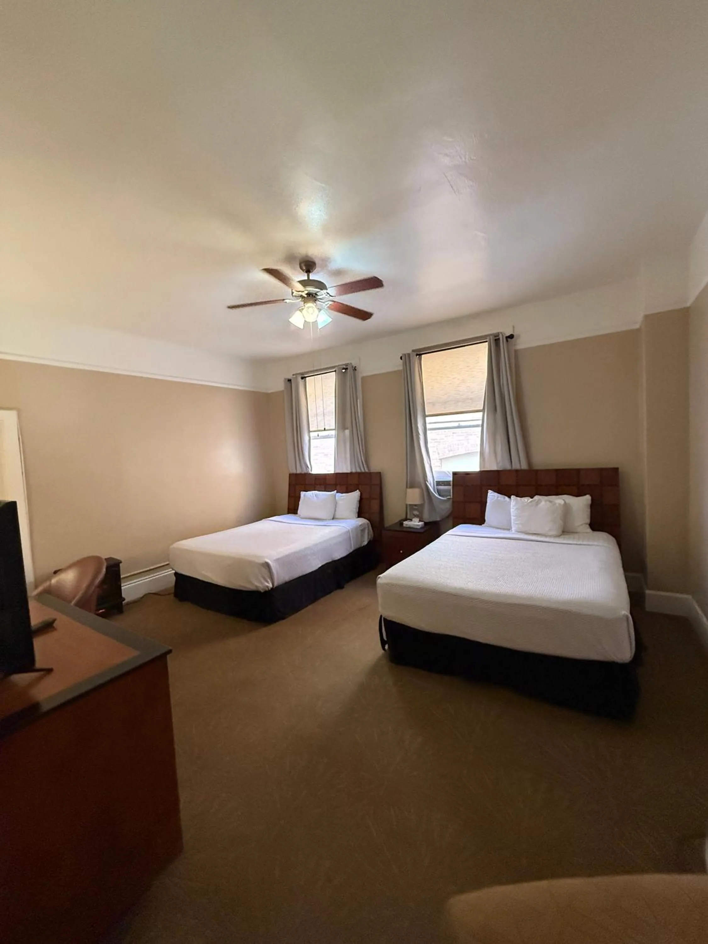 Bedroom, Bed in The Gadsden Hotel