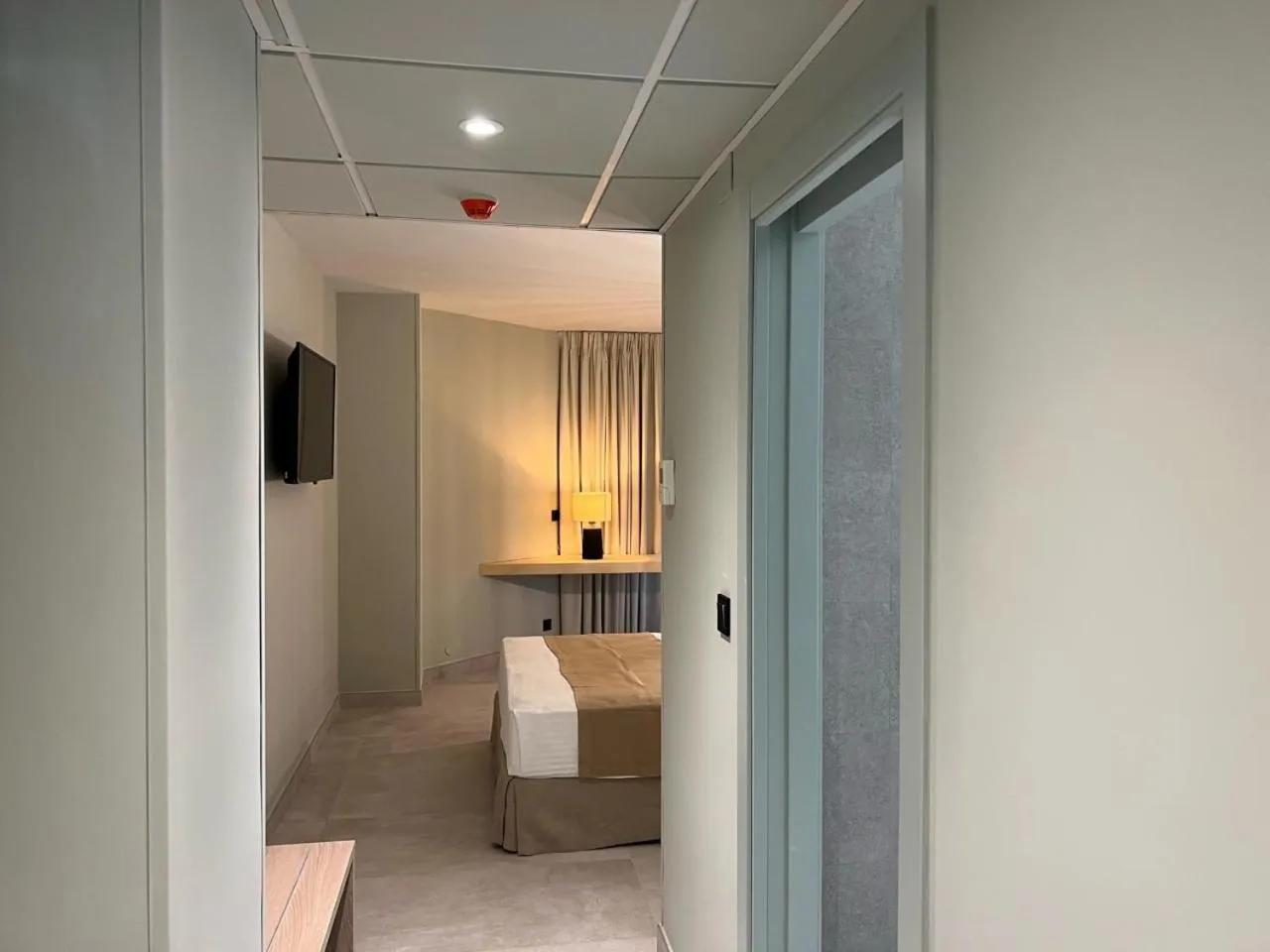 Bedroom in Hotel Noy