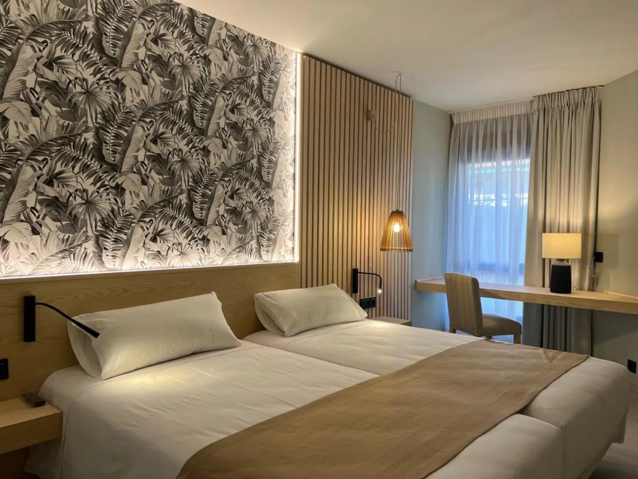 Photo of the whole room, Bed in Hotel Noy