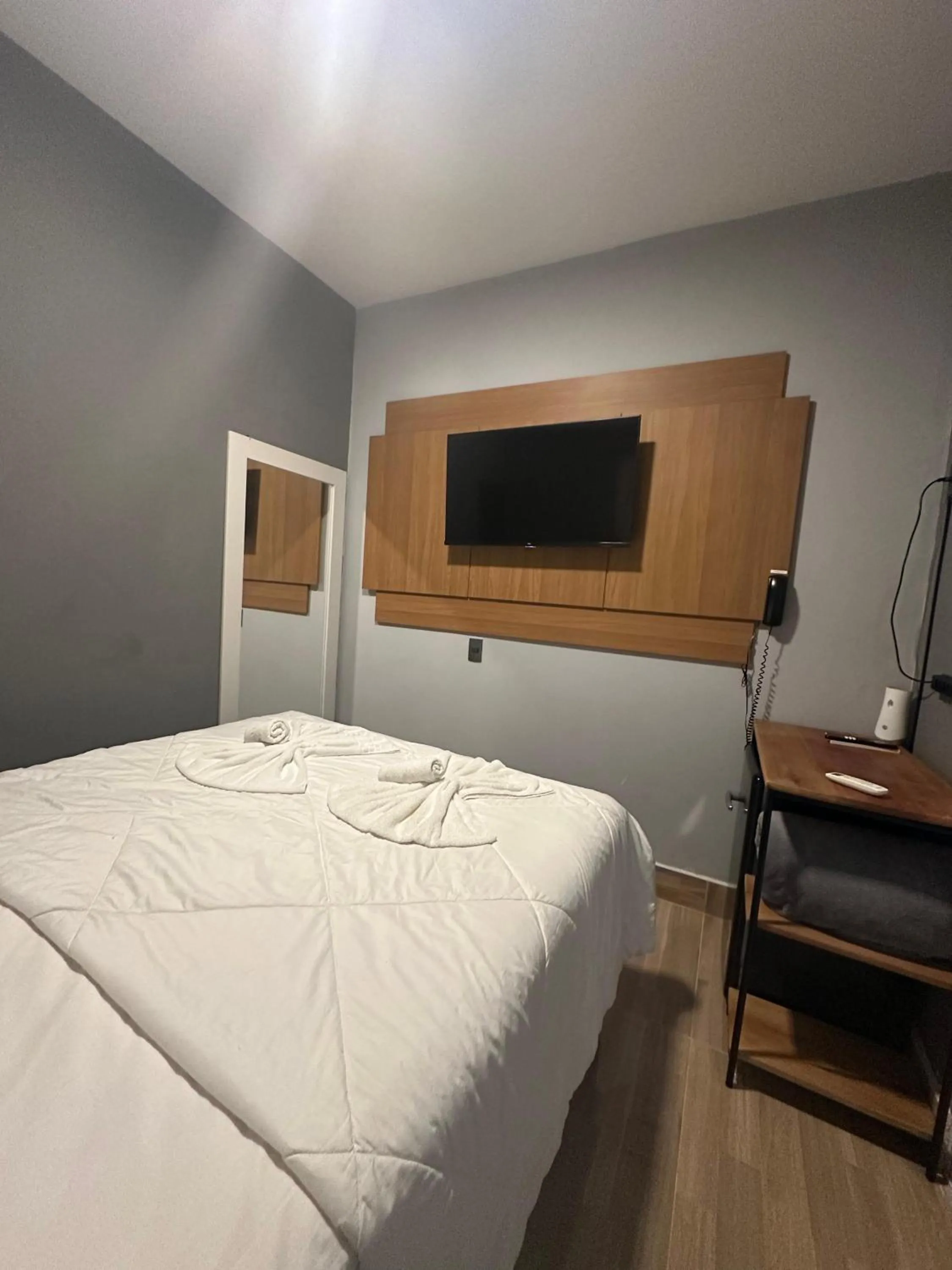 TV and multimedia, Bed in Hotel La Serena