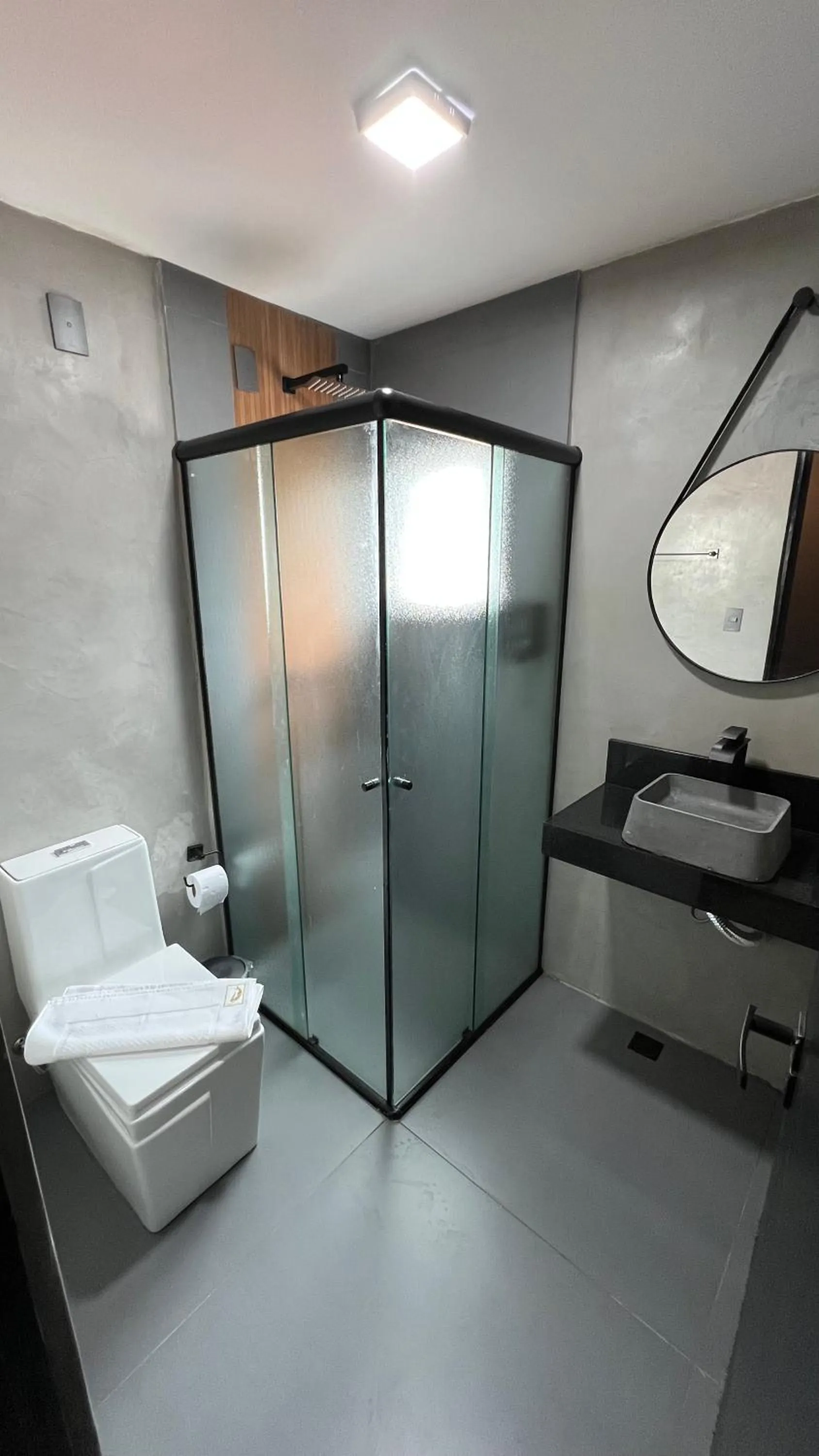 Shower in Hotel La Serena