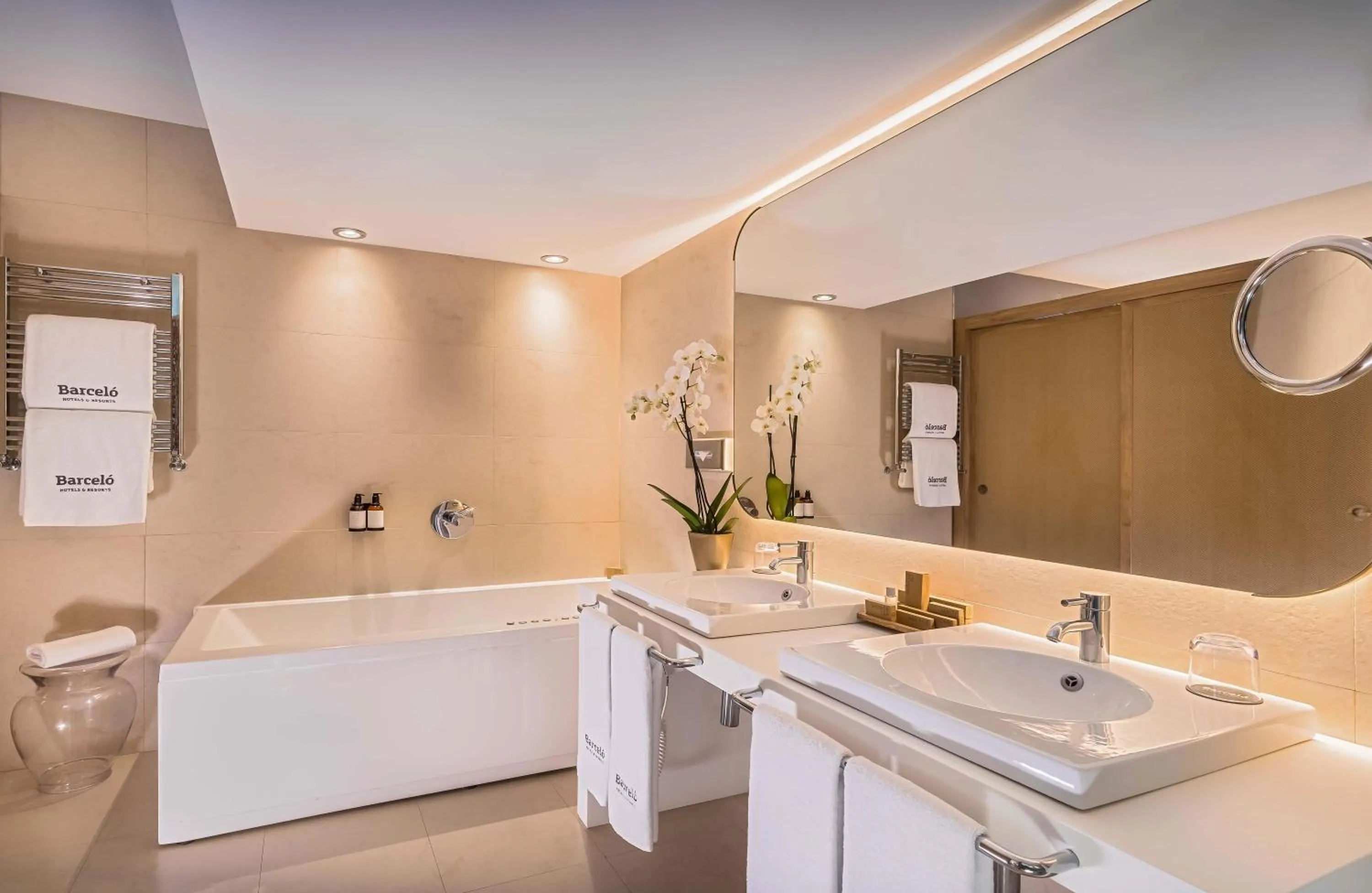 Bathroom in Barceló Malaga