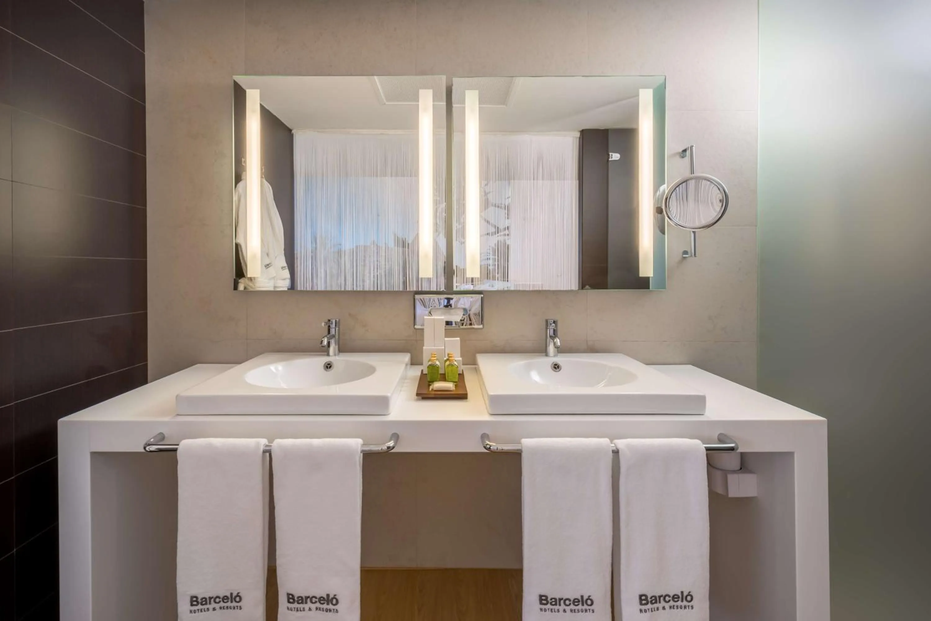 Bathroom in Barceló Malaga