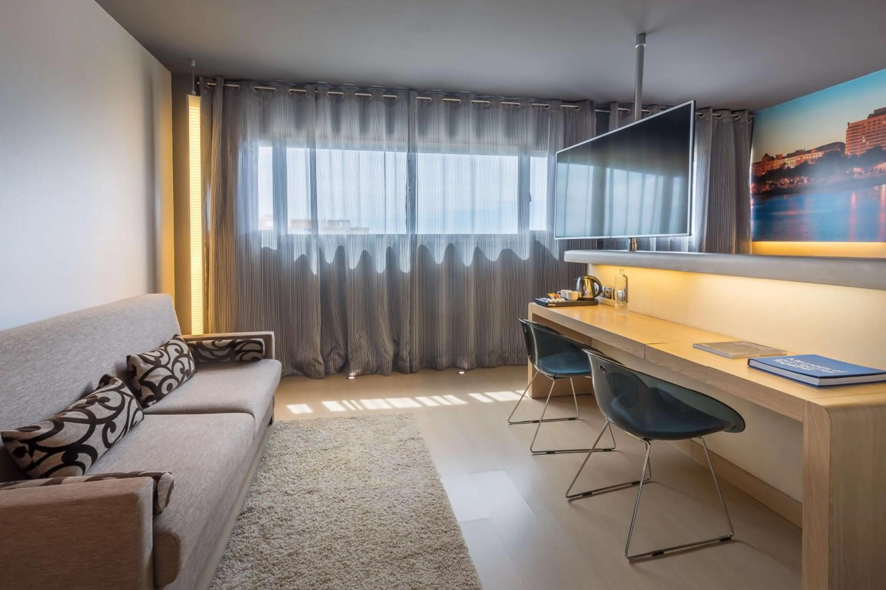 Photo of the whole room in Barceló Malaga