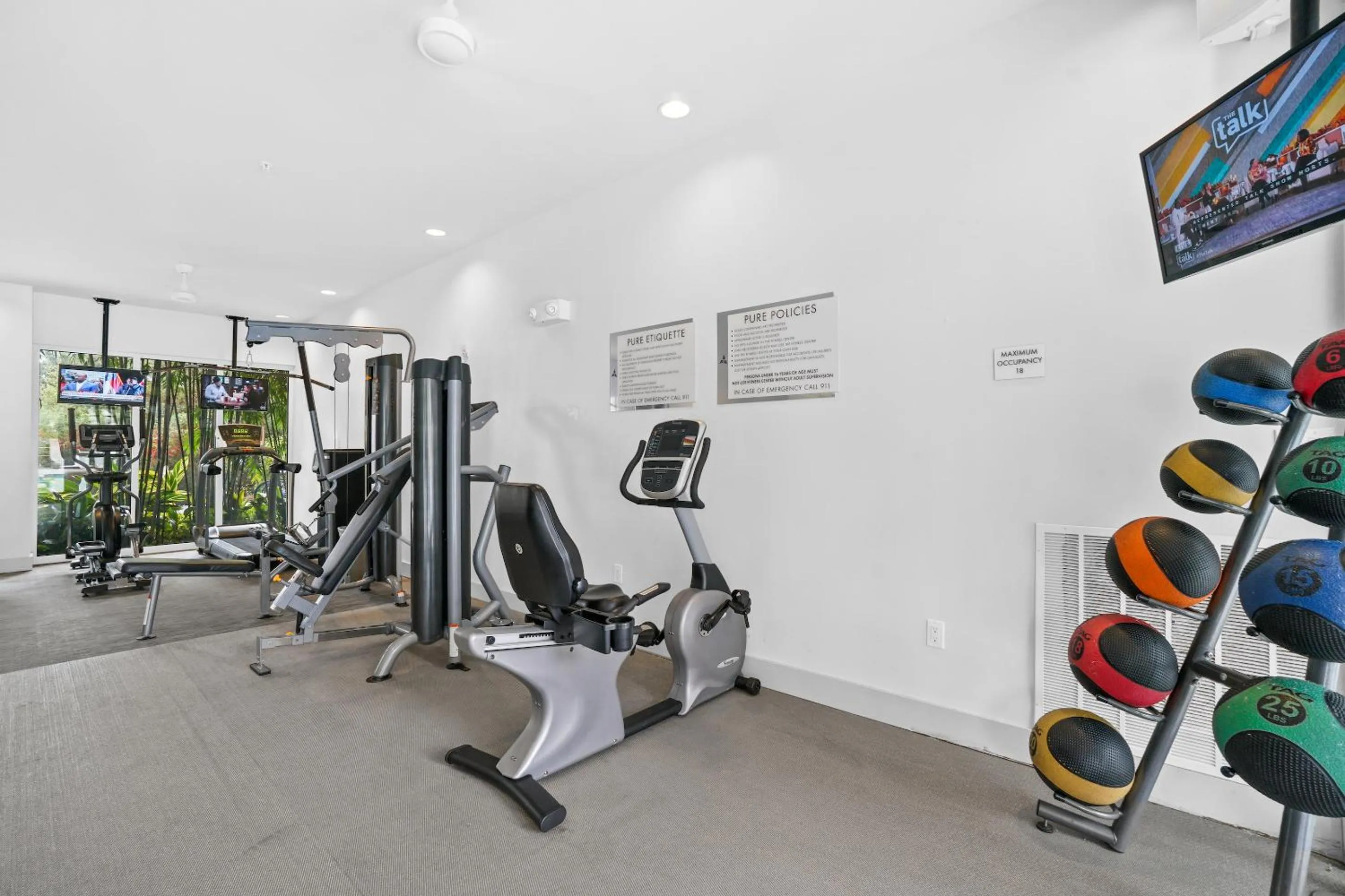 People in The Pointe on 30A by Panhandle Getaways