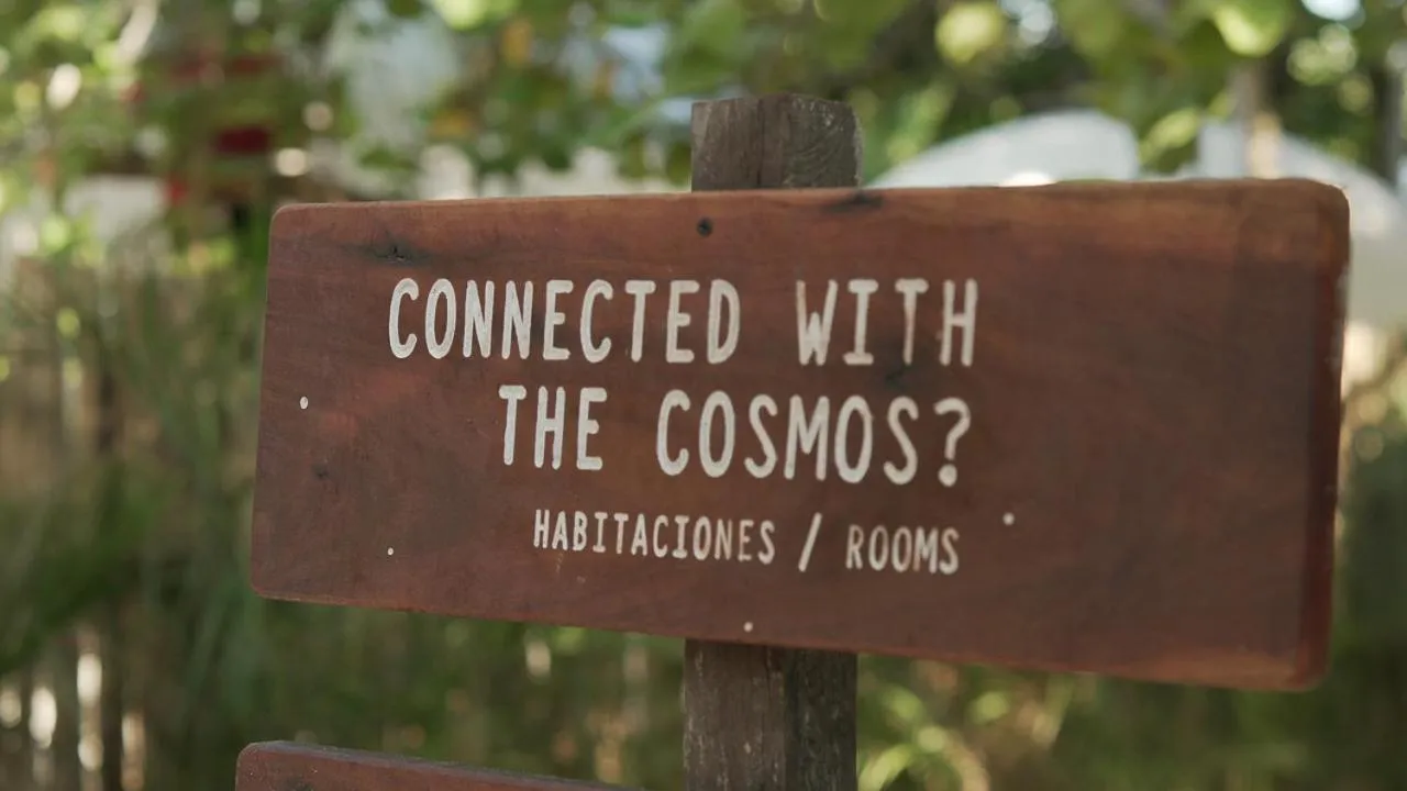 Text overlay in Astral Tulum