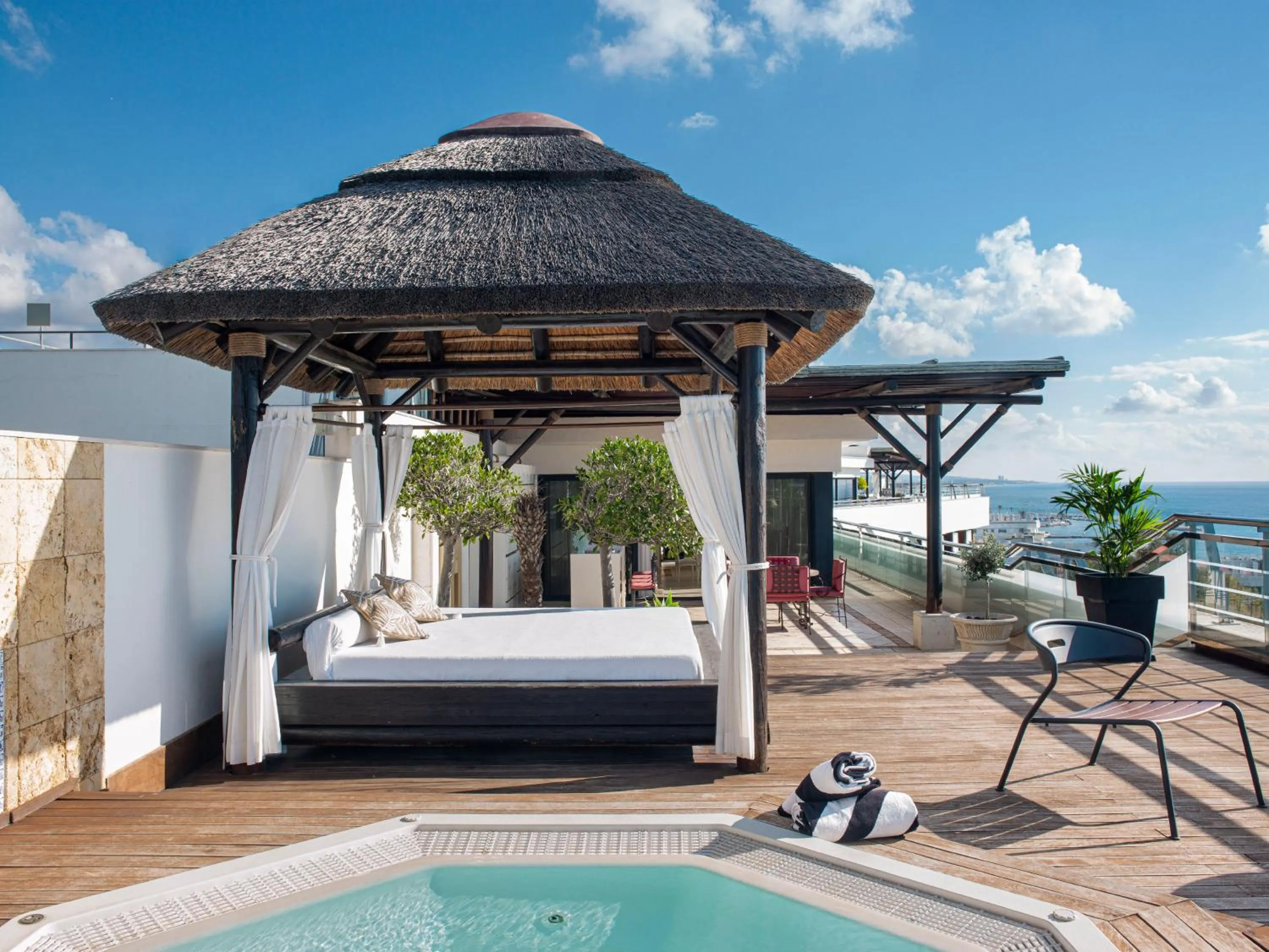 Balcony/Terrace in Hotel Don Pepe Gran Meliá