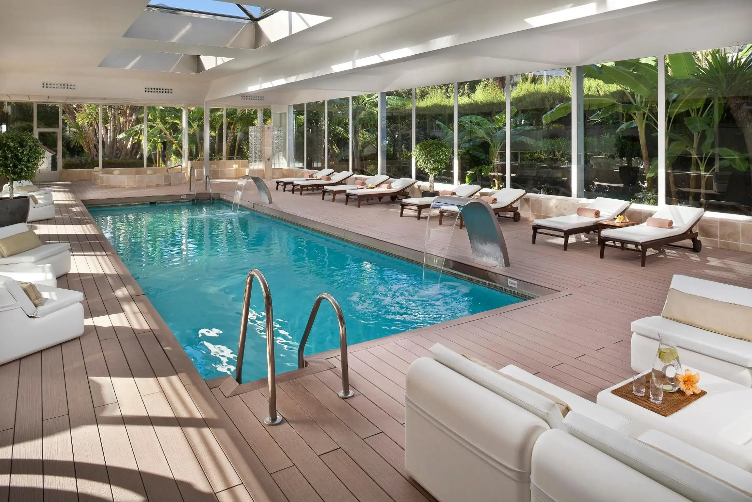 Swimming pool in Hotel Don Pepe Gran Meliá Swimming pool in Hotel Don Pepe Gran Meliá