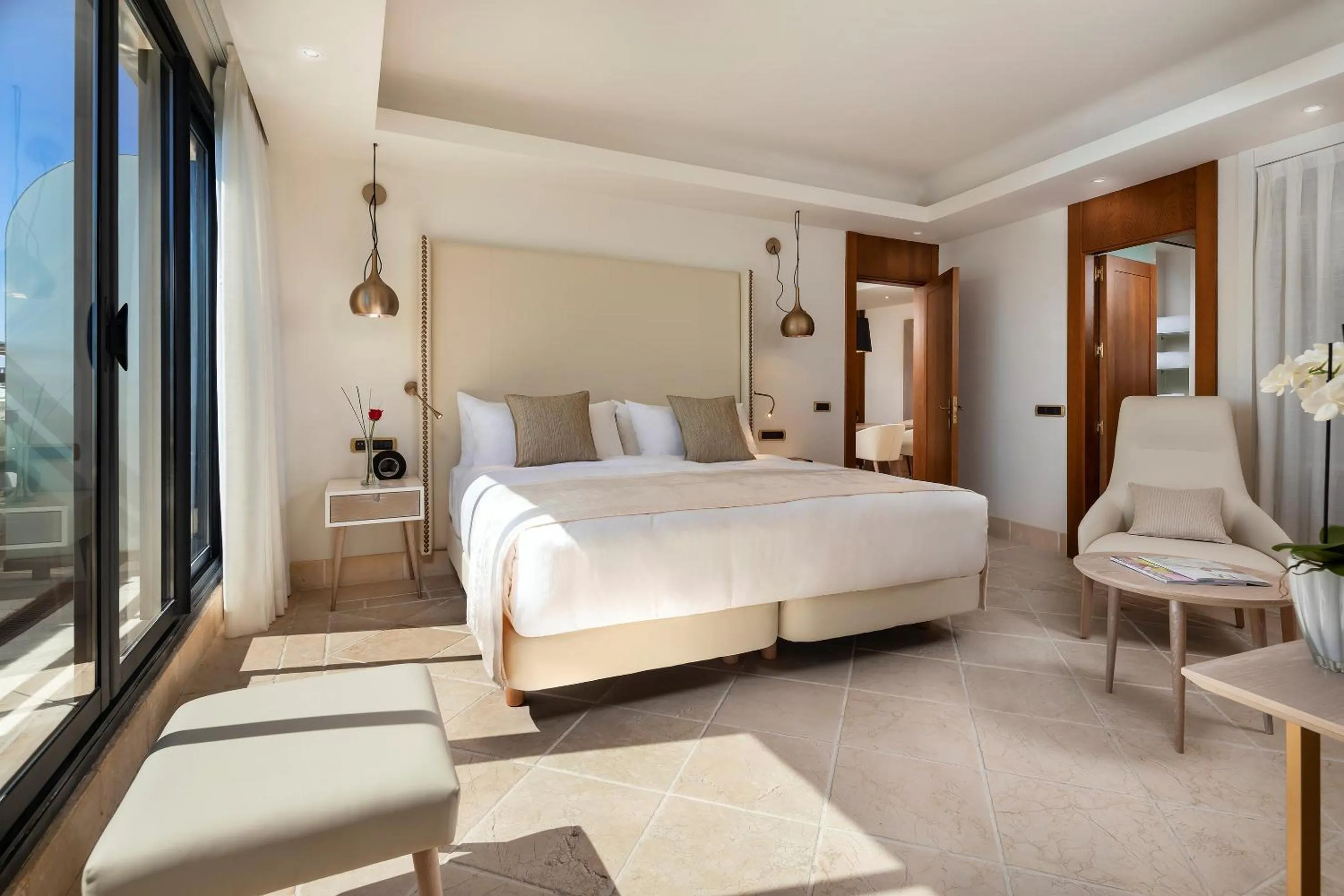 Bed in Hotel Don Pepe Gran Meliá