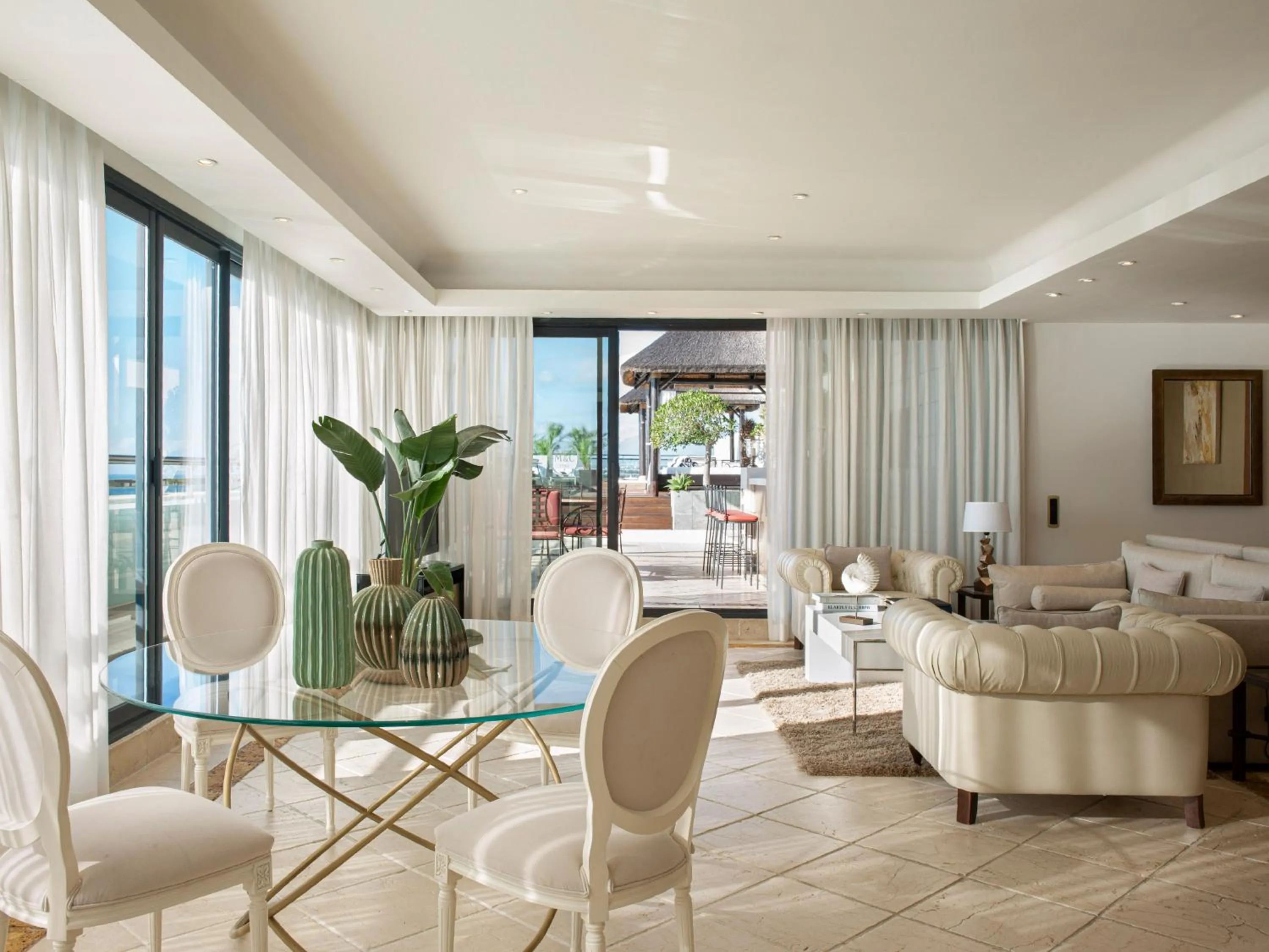 Bedroom in Hotel Don Pepe Gran Meliá