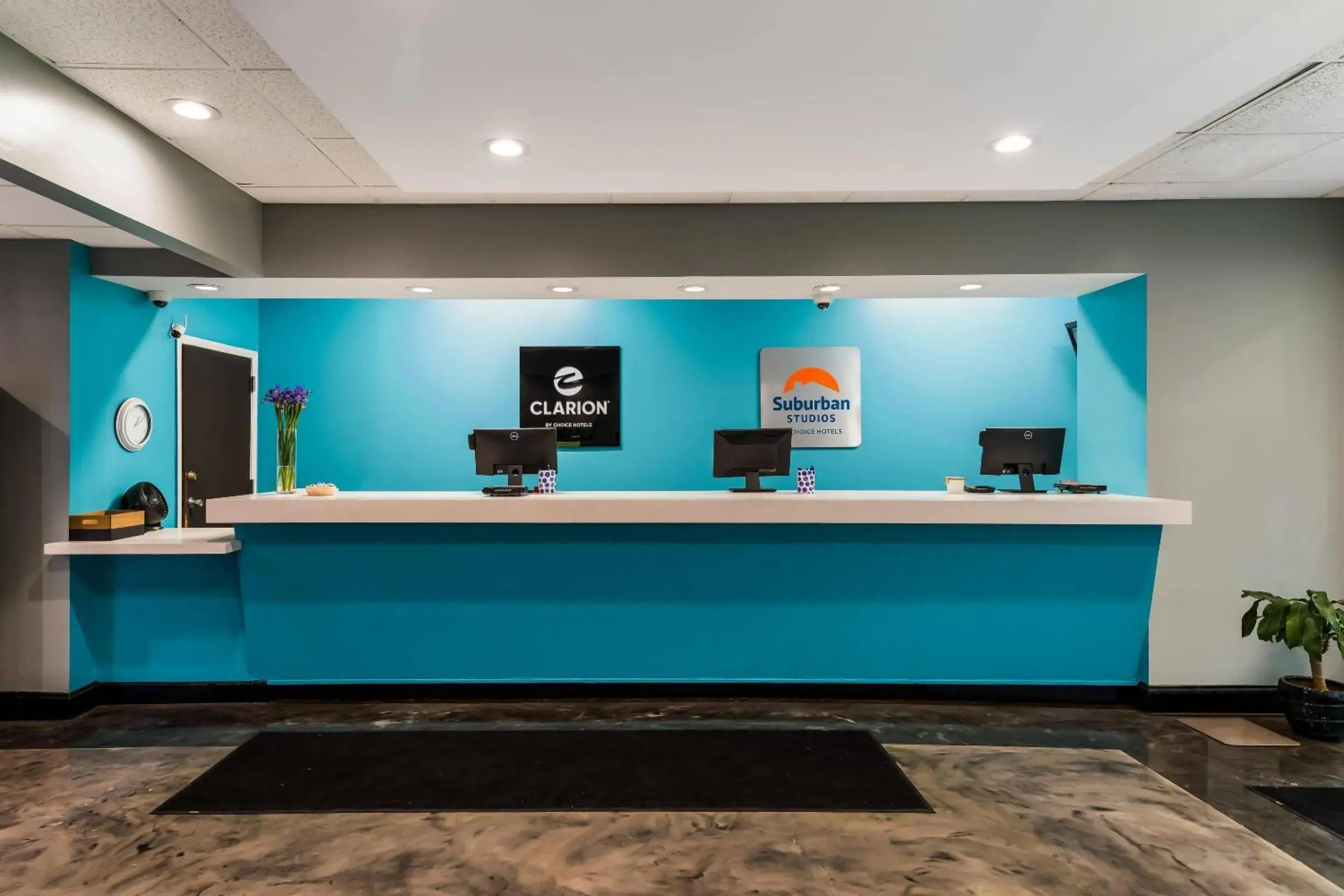 Lobby or reception in Suburban Studios San Angelo near Convention Center Lobby or reception in Suburban Studios San Angelo near Convention Center