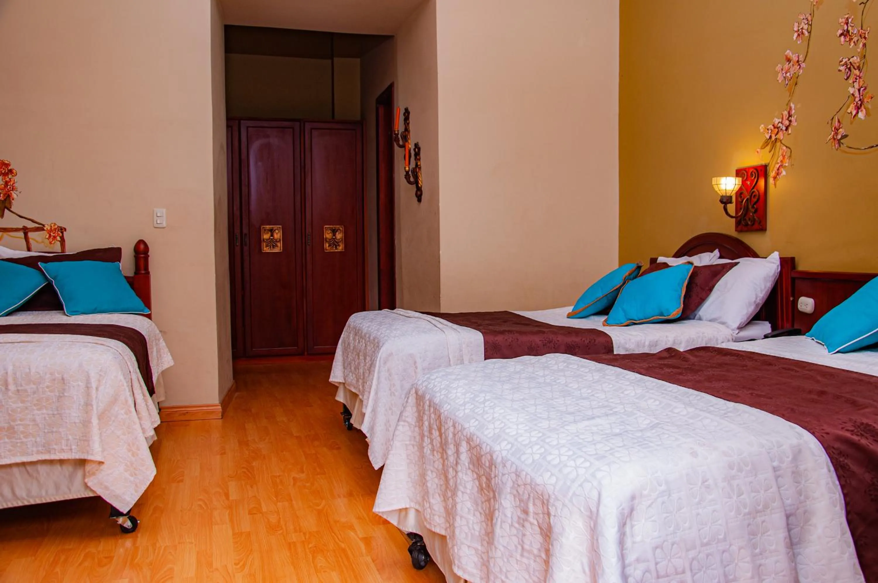 Bed in Hotel Campanario