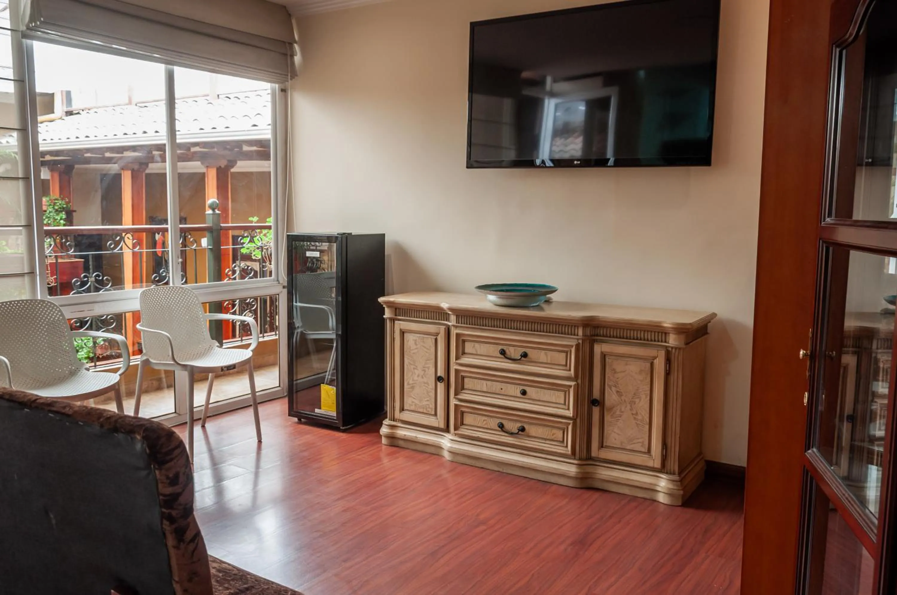 TV and multimedia in Hotel Campanario