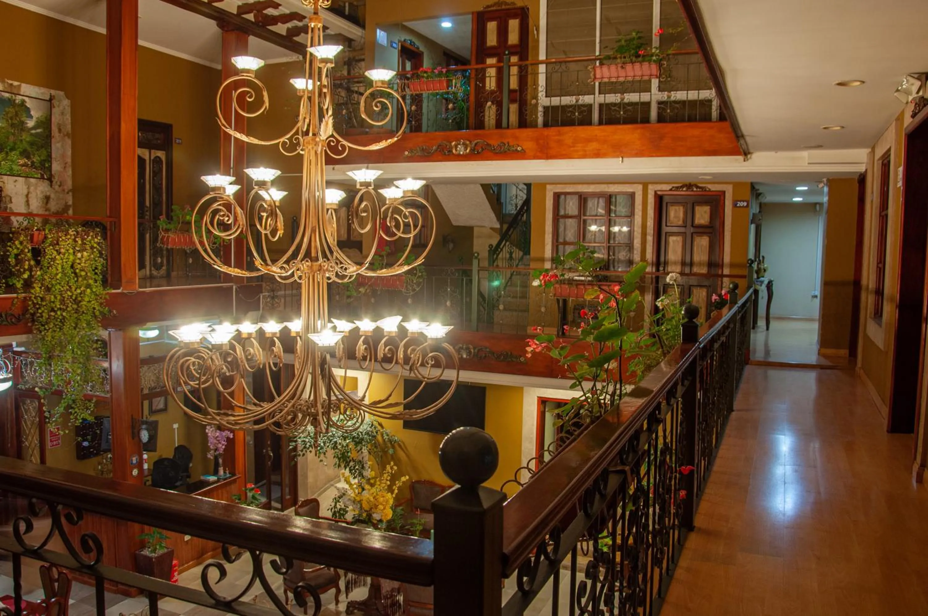 Night in Hotel Campanario