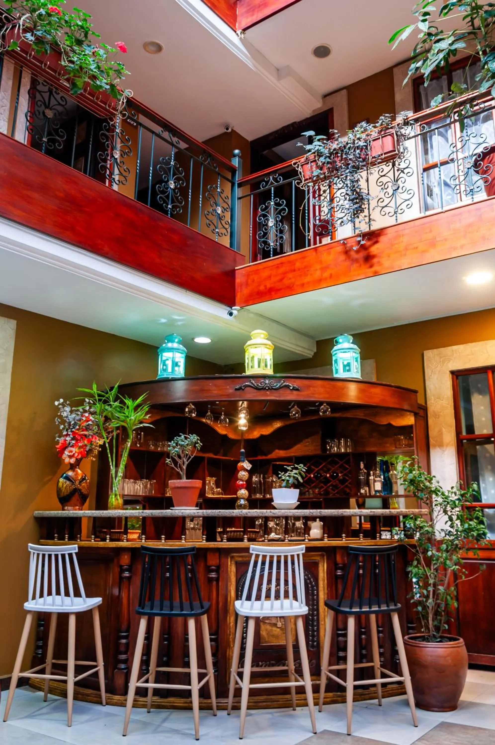 Lounge or bar in Hotel Campanario