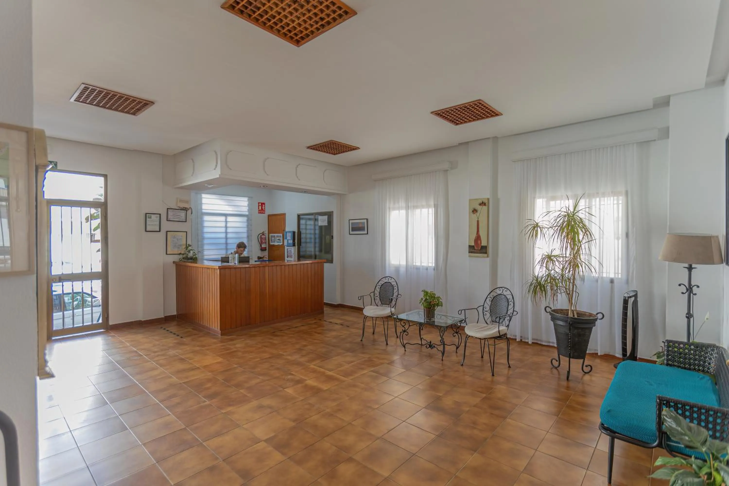 Lobby or reception in Hotel Tres Jotas Conil