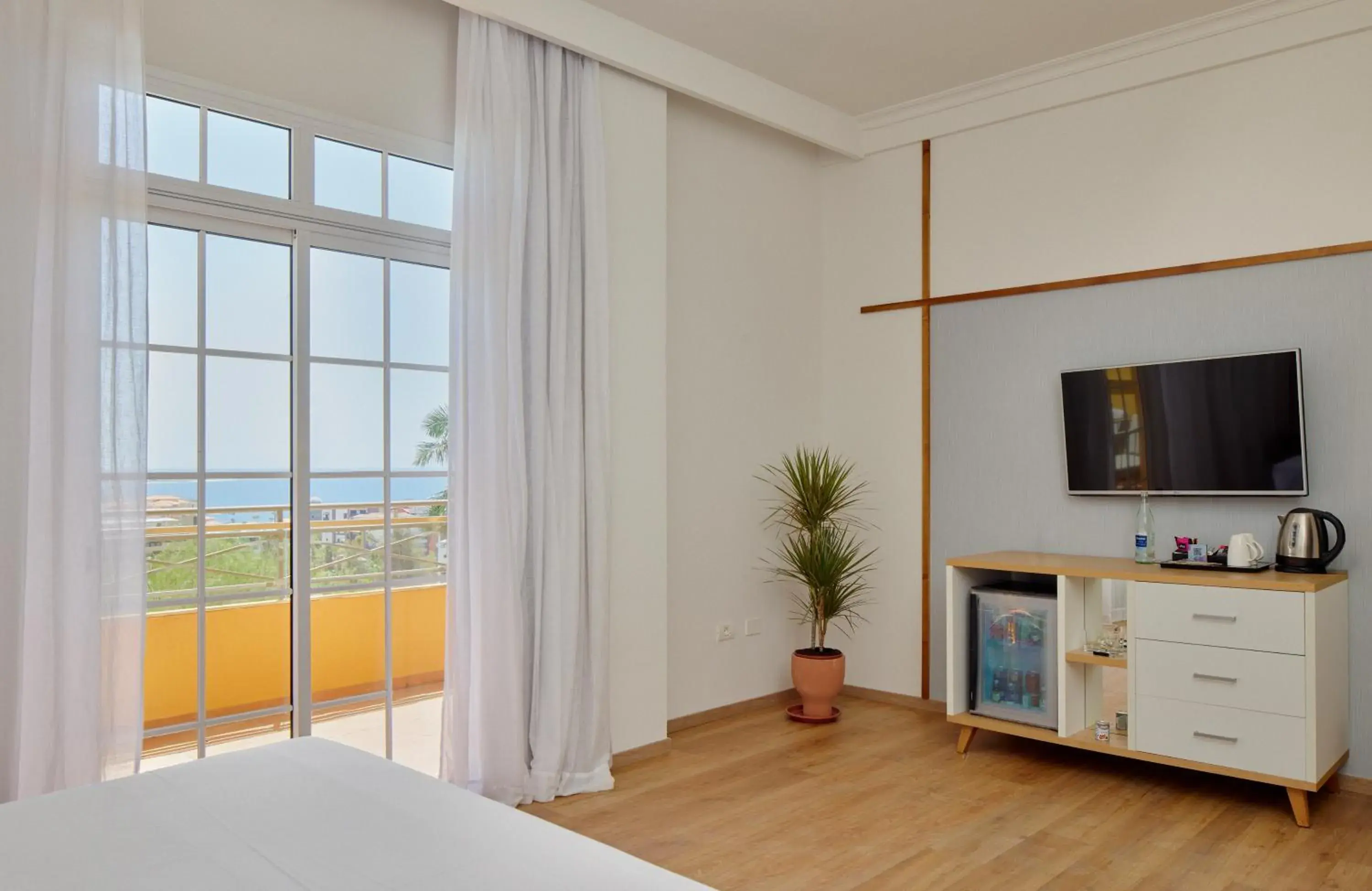 Bedroom, Bed in Melia Jardines del Teide - Adults Only Bedroom, Bed in Melia Jardines del Teide - Adults Only