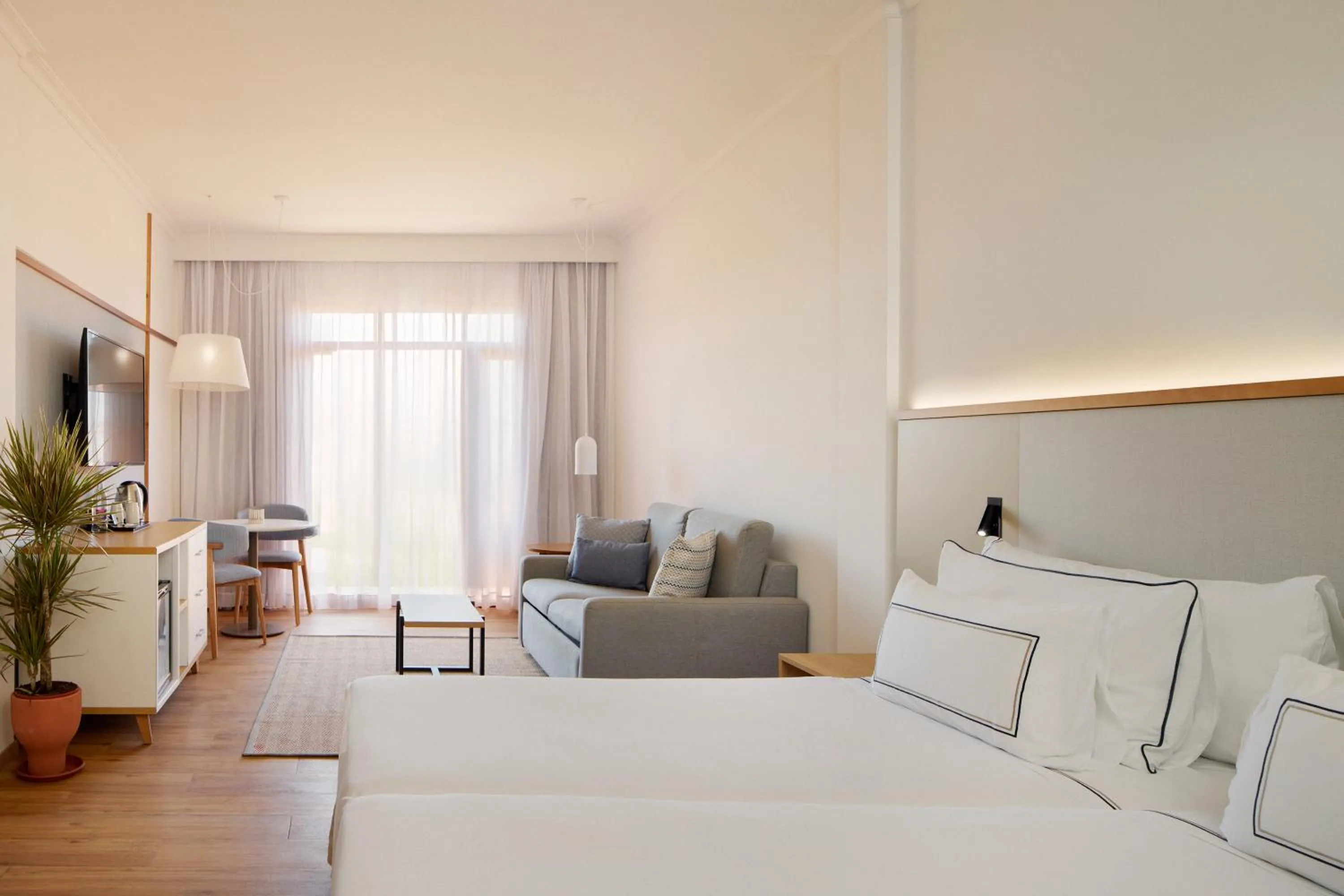 Bedroom, Bed in Melia Jardines del Teide - Adults Only