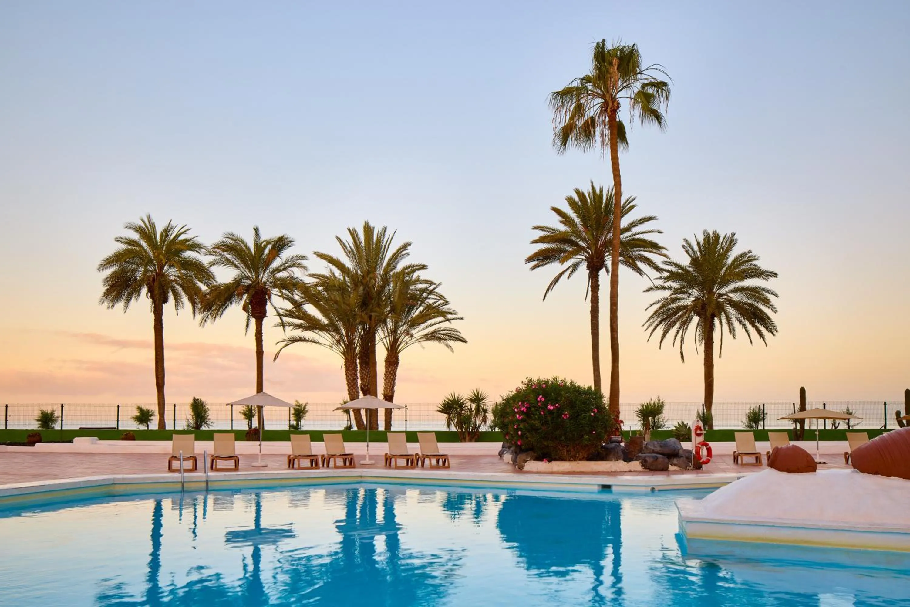 Swimming pool in Sol Tenerife