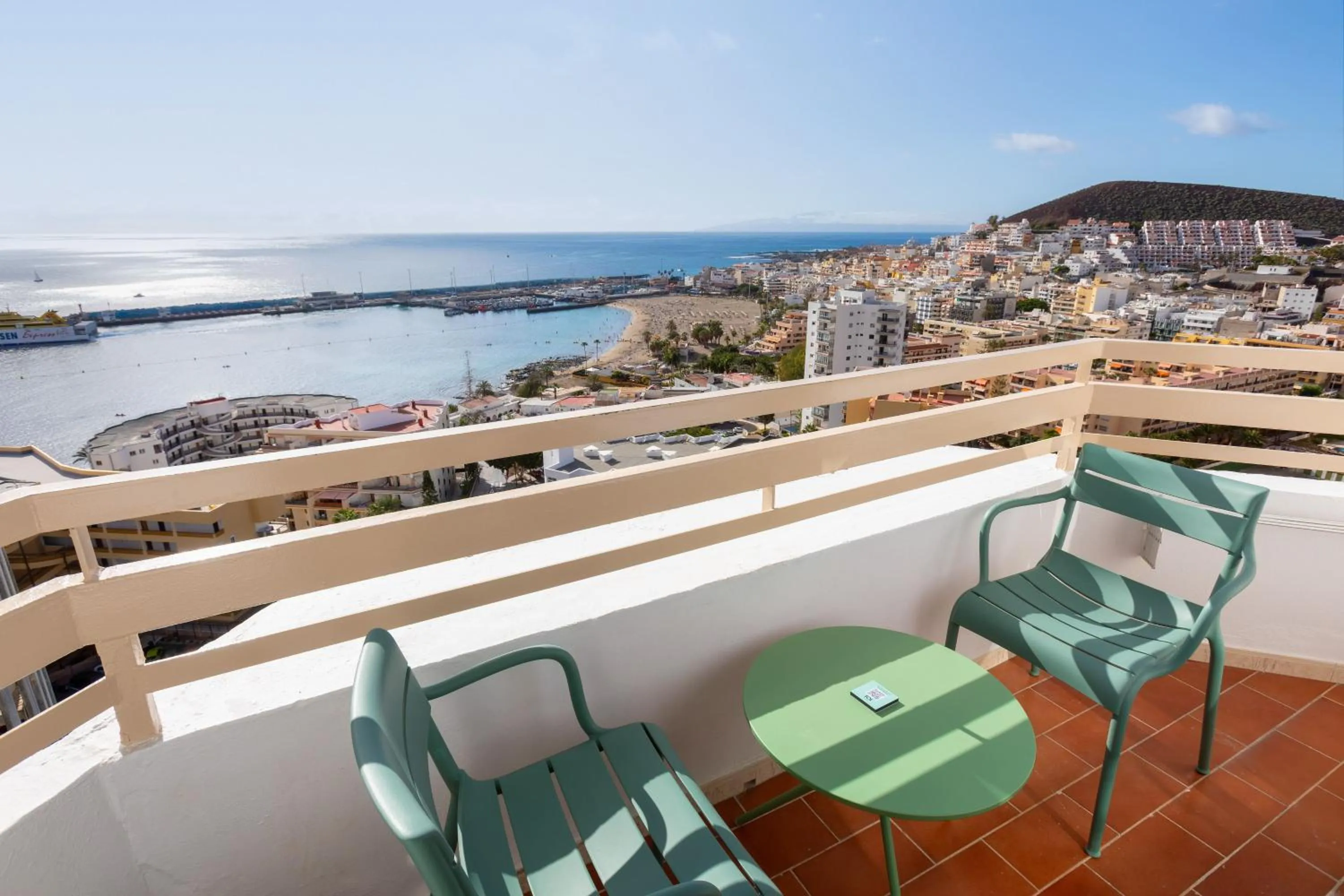 Property building in SOL Arona Tenerife