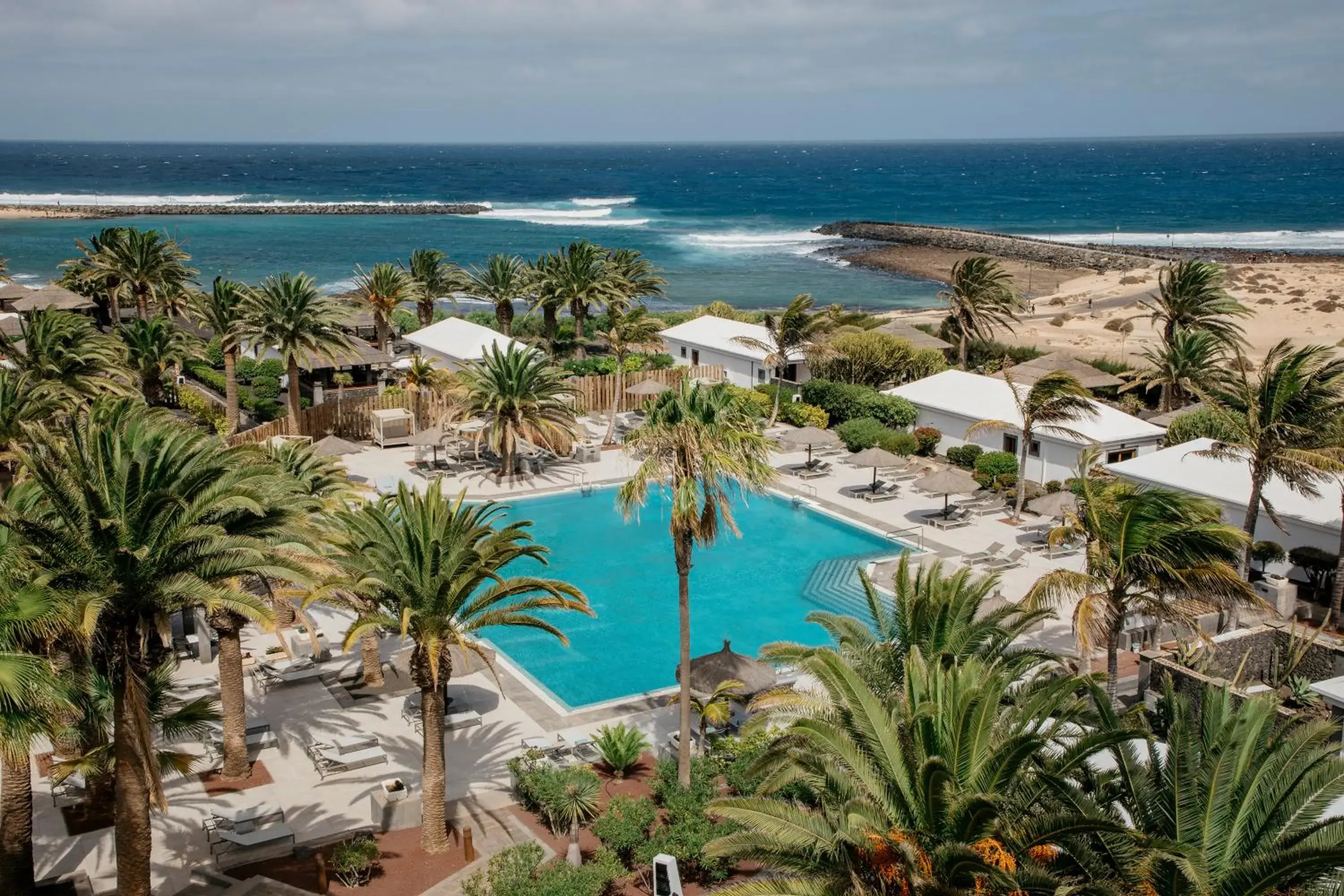 Swimming pool in Paradisus by Meliá Salinas Lanzarote - All Inclusive - Adults Only Swimming pool in Paradisus by Meliá Salinas Lanzarote - All Inclusive - Adults Only