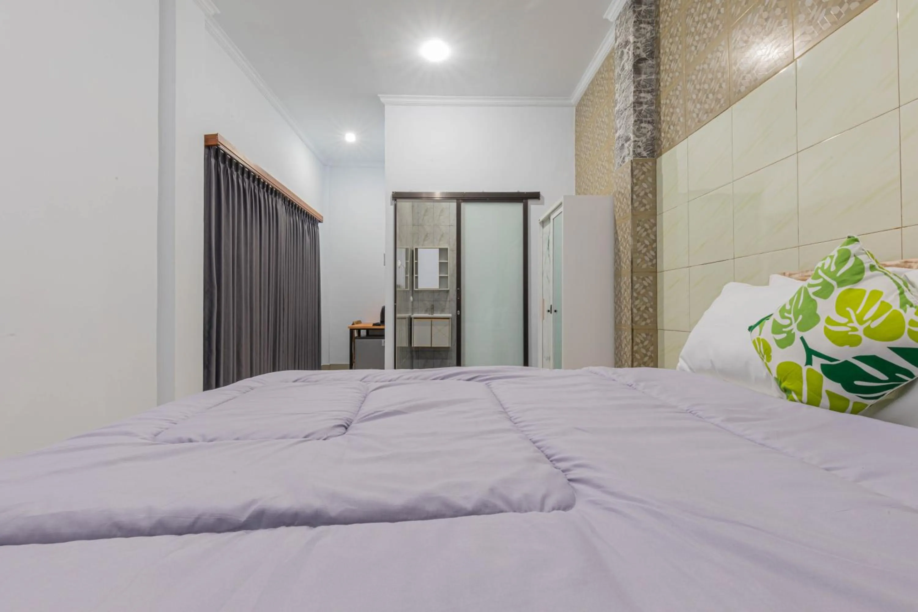 Photo of the whole room, Bed in Bali DD homestay seminyak