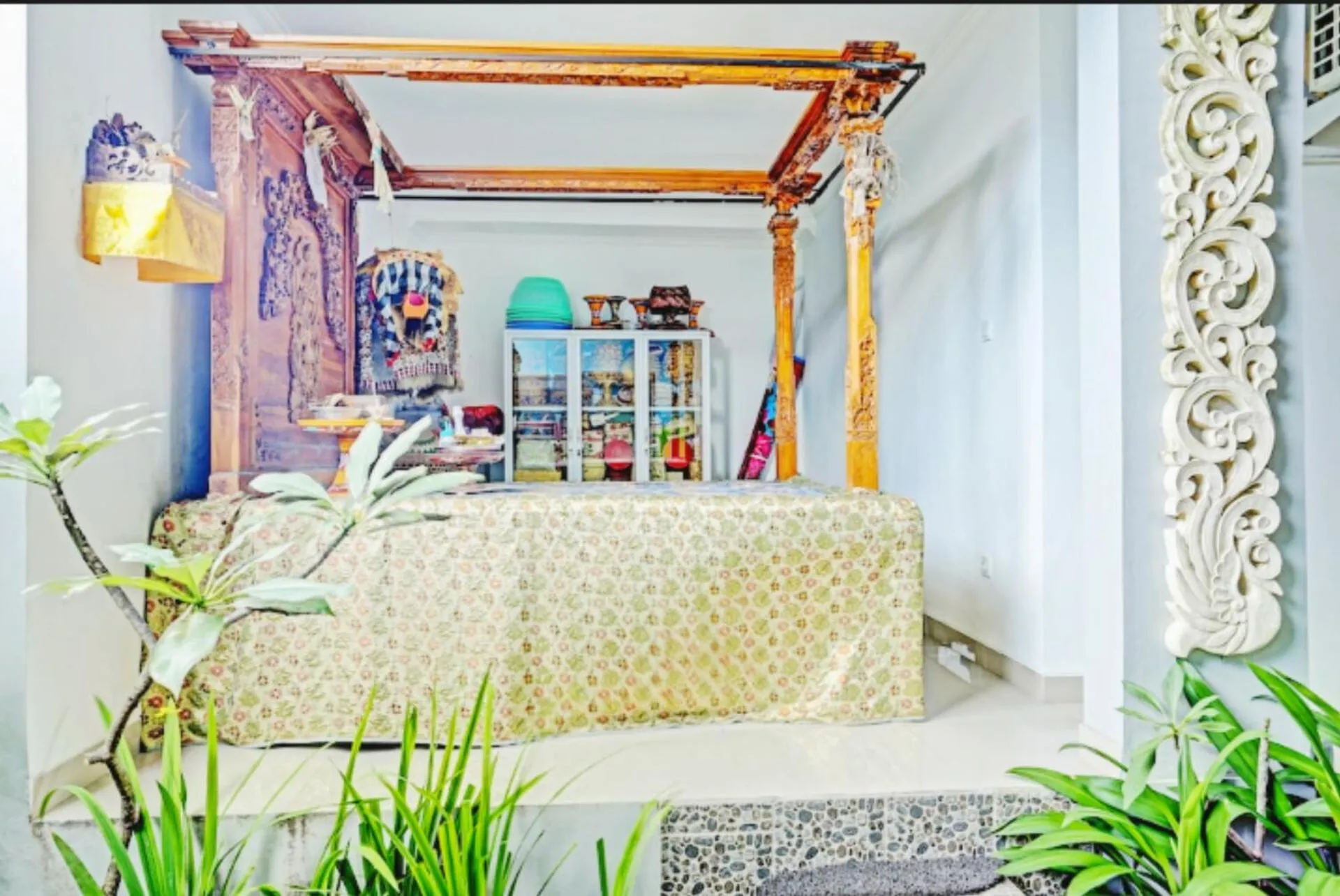 Property building, Bed in Bali DD homestay seminyak