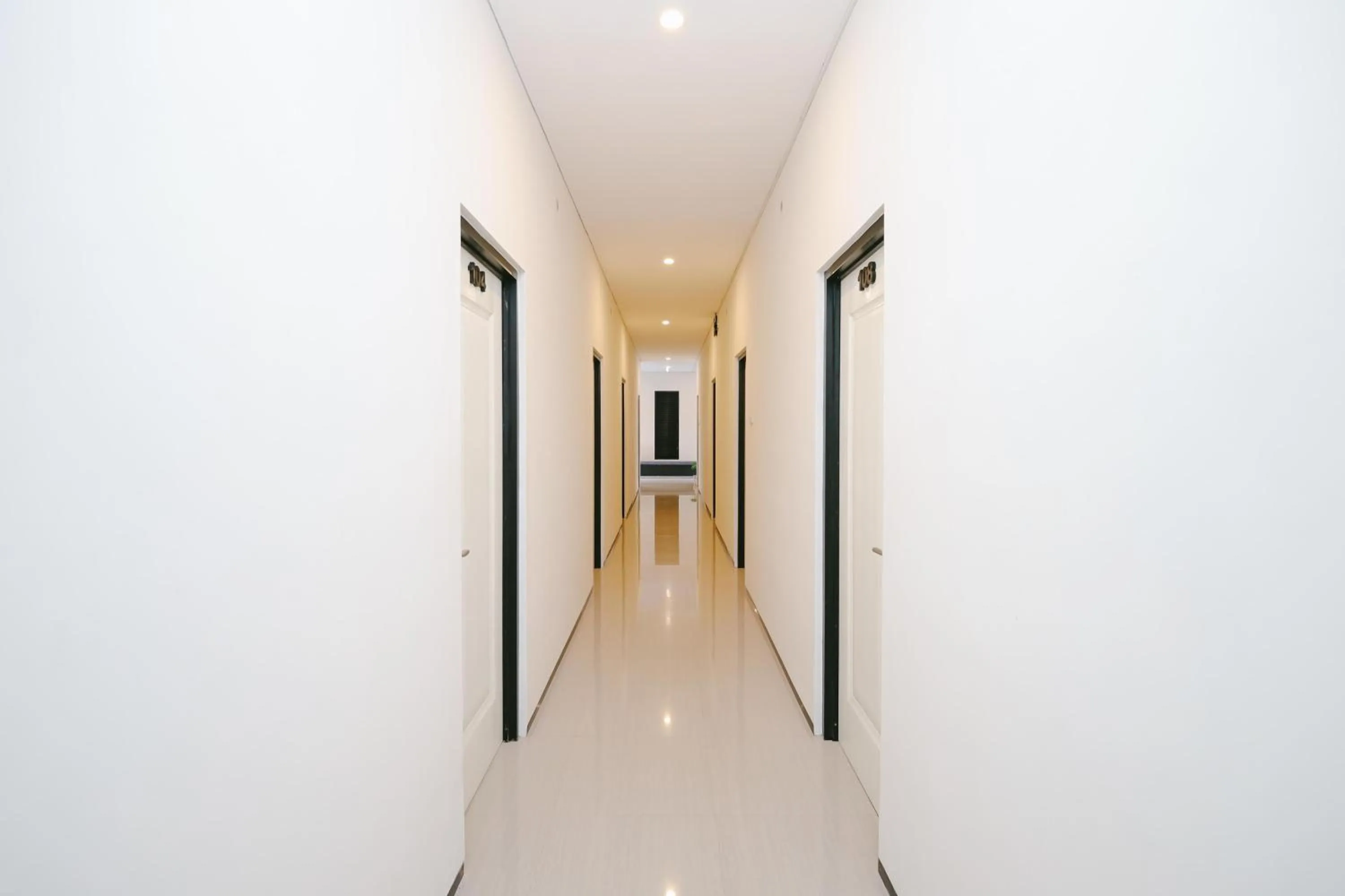 Property building in Urbanview B Syariah Lumajang by RedDoorz