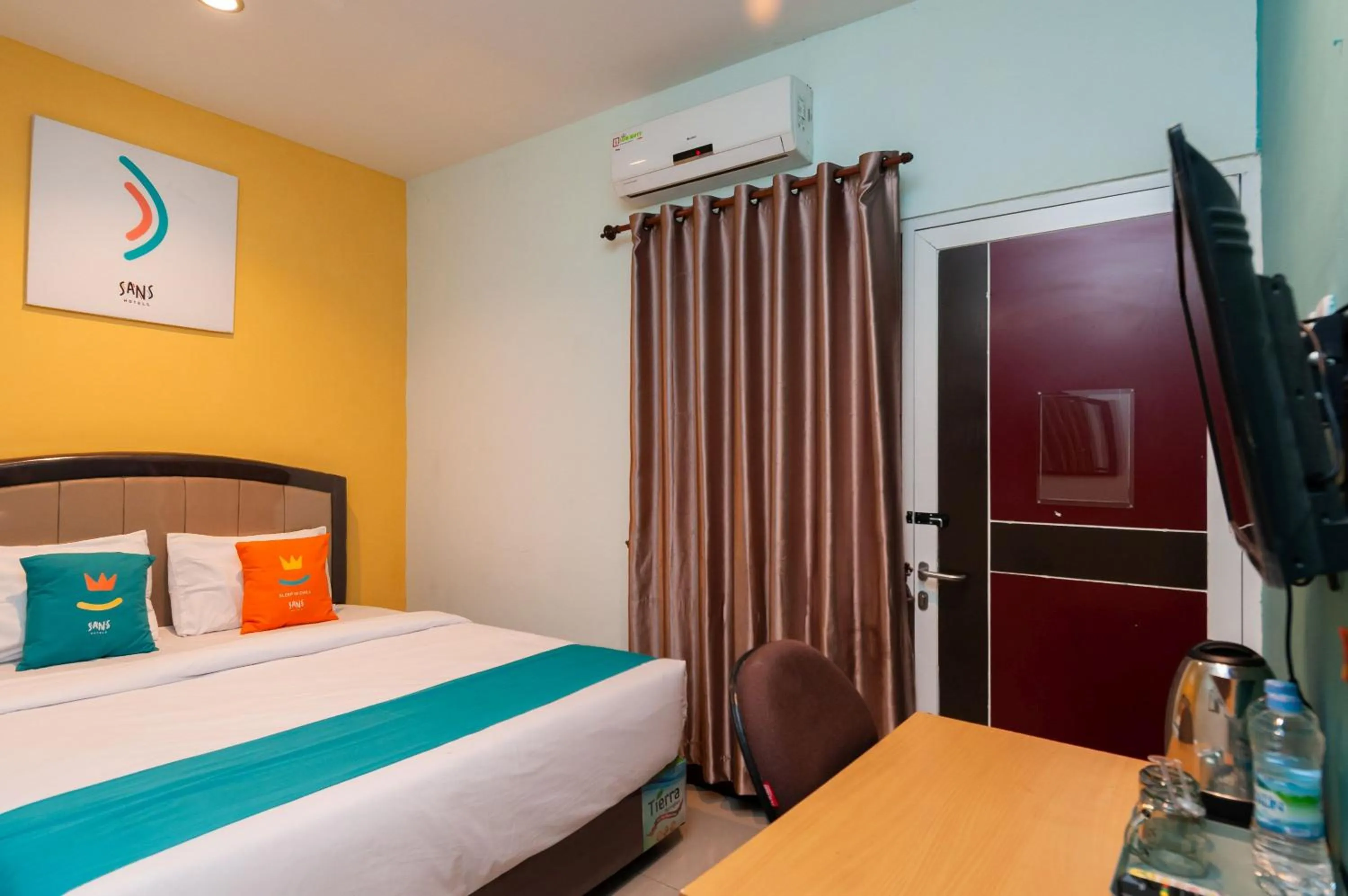 Bedroom, Bed in Sans Hotel Finest Medan