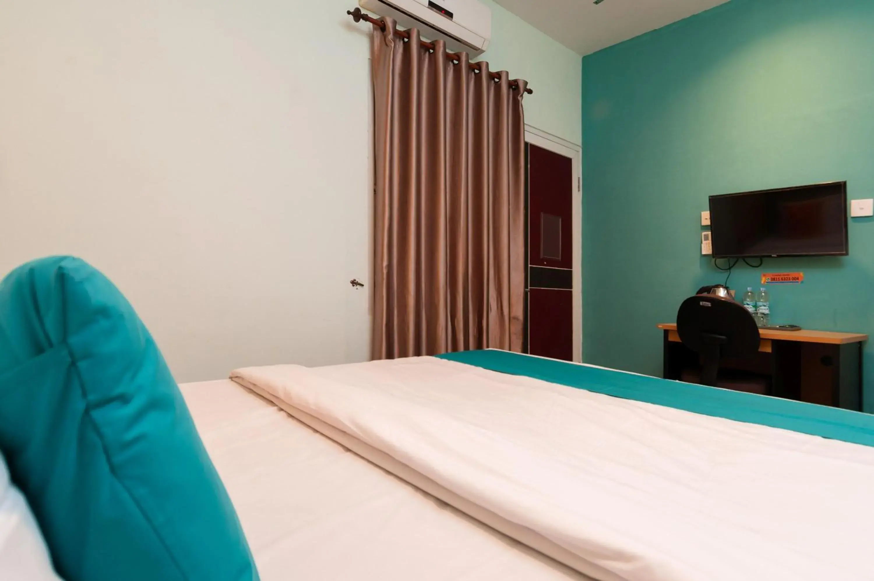 Bedroom, Bed in Sans Hotel Finest Medan Bedroom, Bed in Sans Hotel Finest Medan