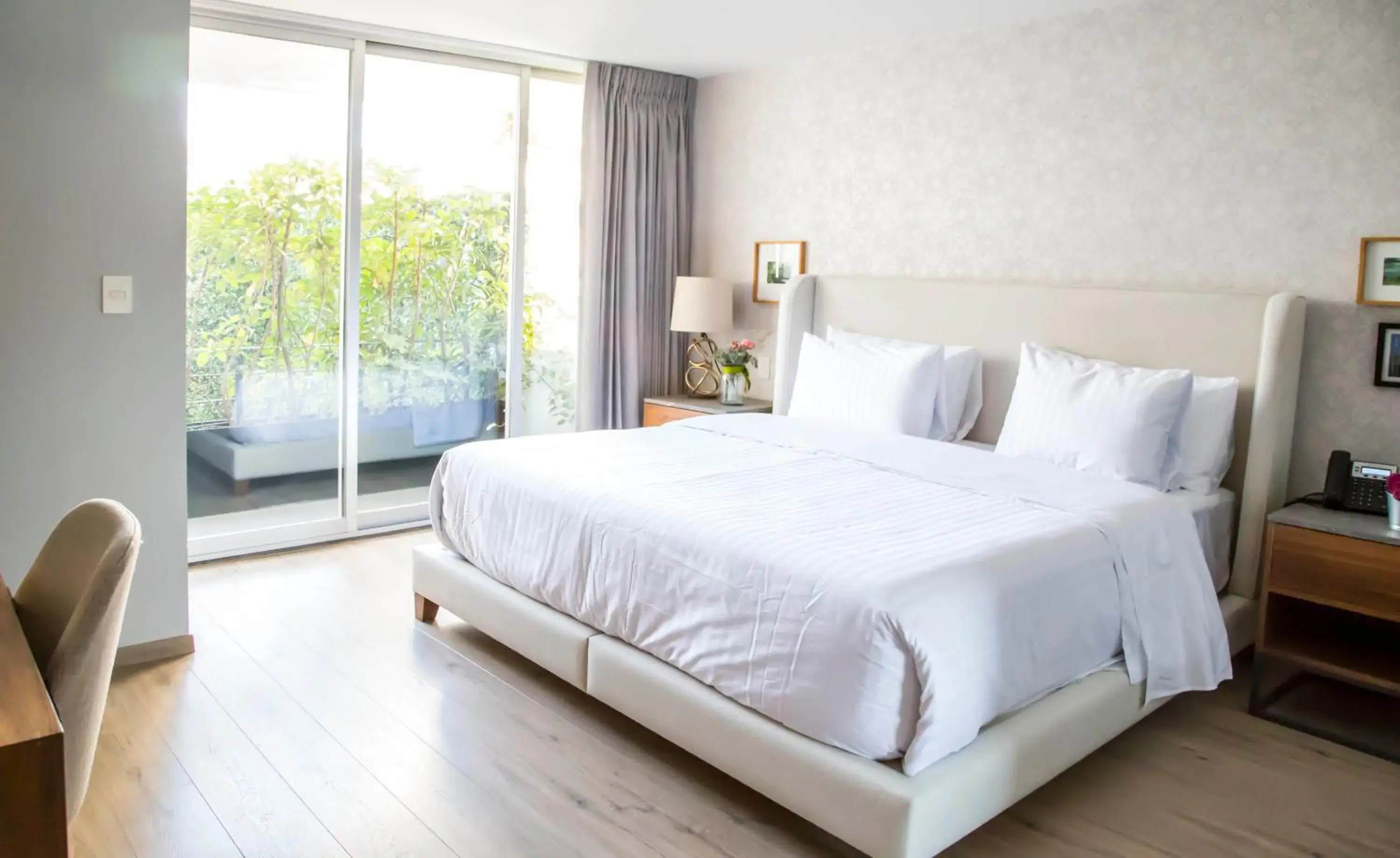 Apartment with Balcony in ZAMORA By Mr W Apartment with Balcony in ZAMORA By Mr W