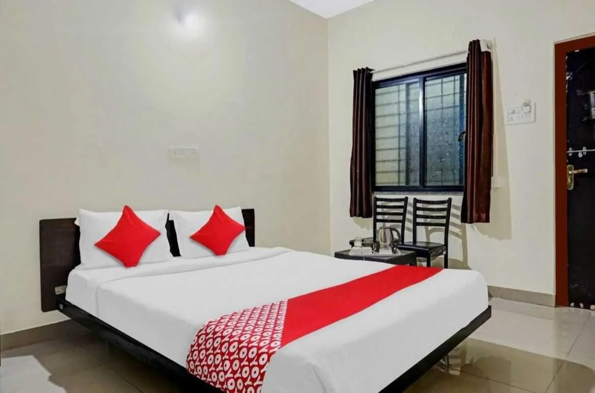 Bedroom, Bed in Hotel O Sai inn 2