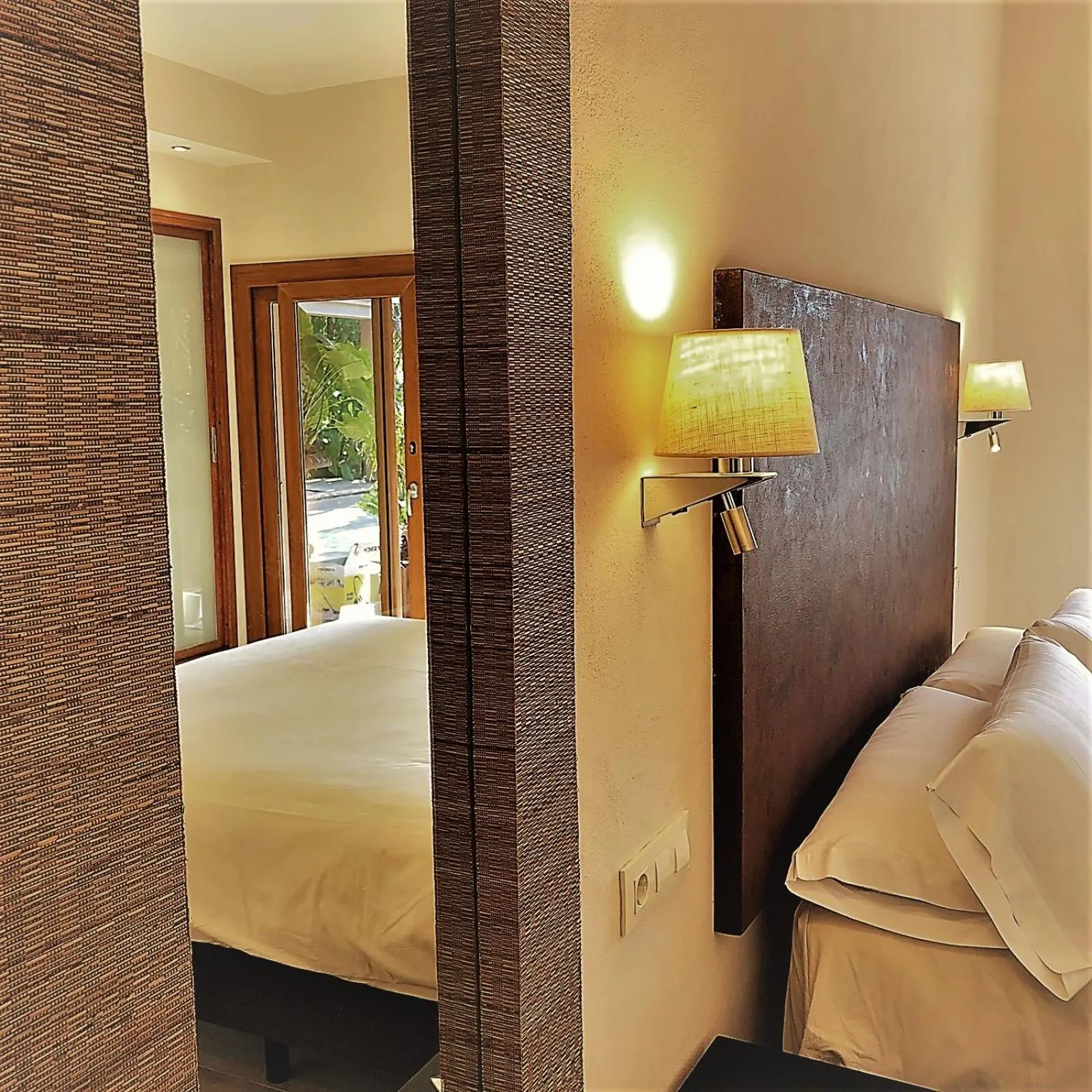 Photo of the whole room, Bed in Chillout Hotel Tres Mares