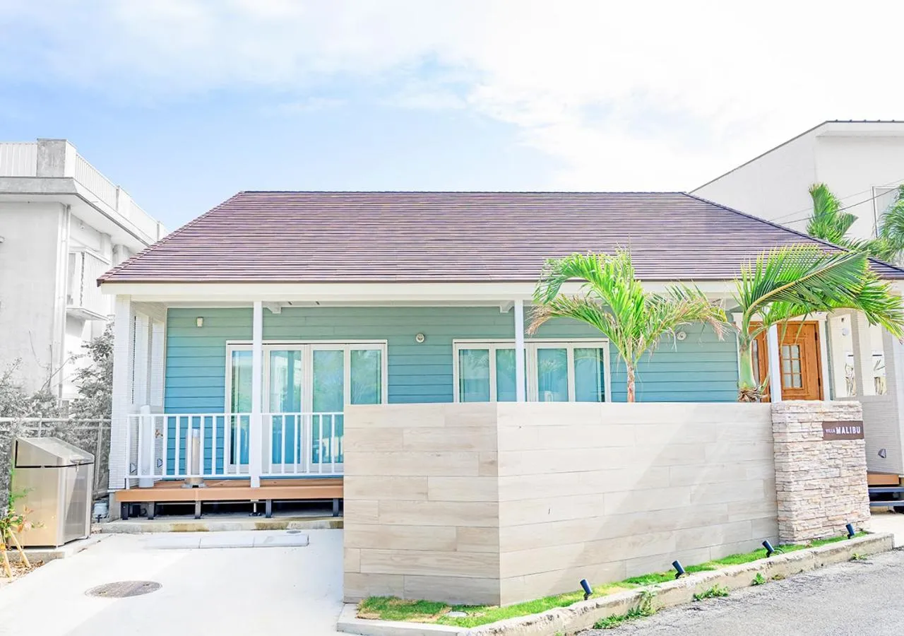 Property building in Villa Malibu Palm Springs Miyakojima Resort