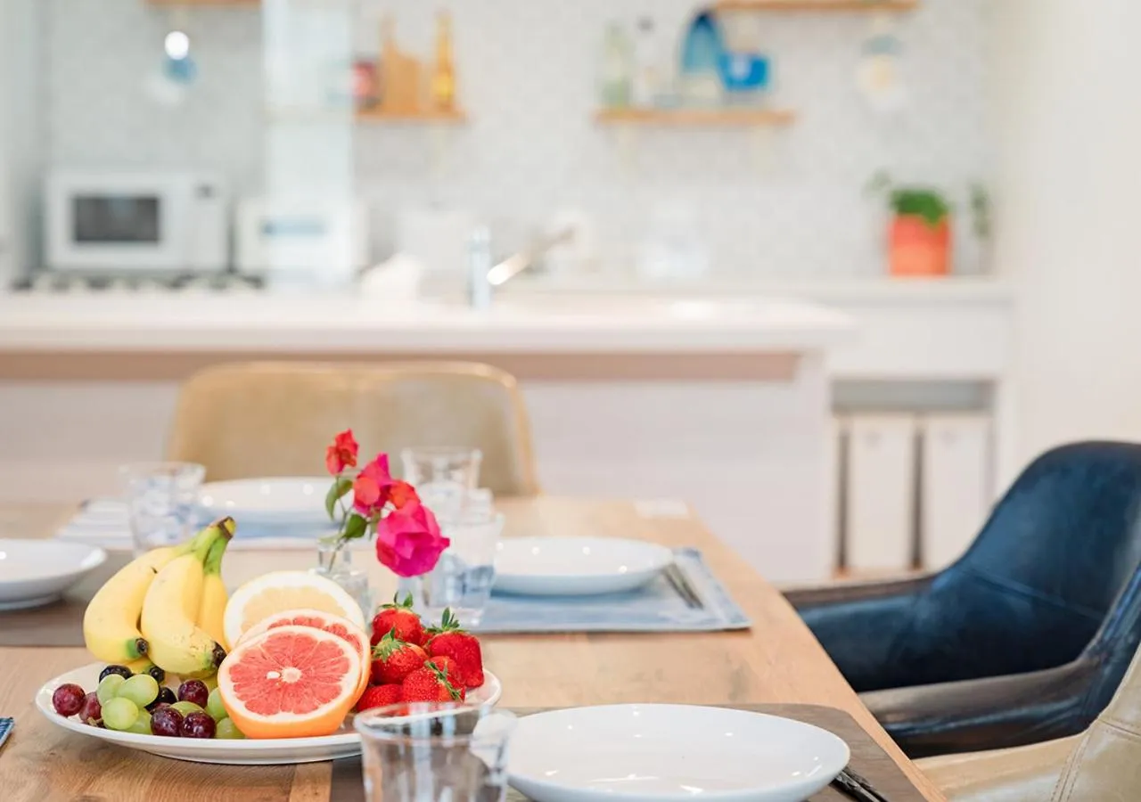 Dining area in Villa Malibu Palm Springs Miyakojima Resort