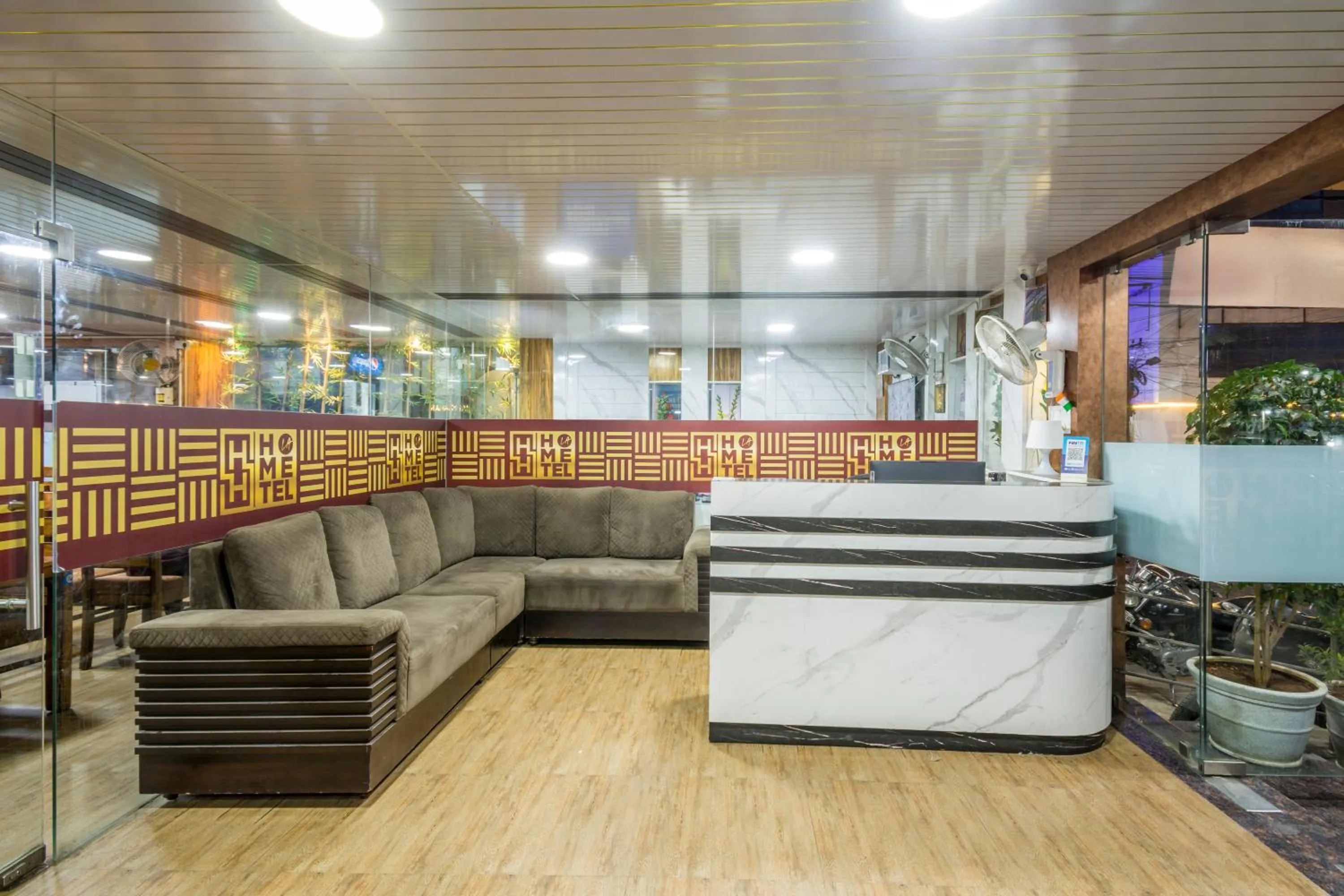 Living room in La Hometel Hotel - HITECH City Hyderabad