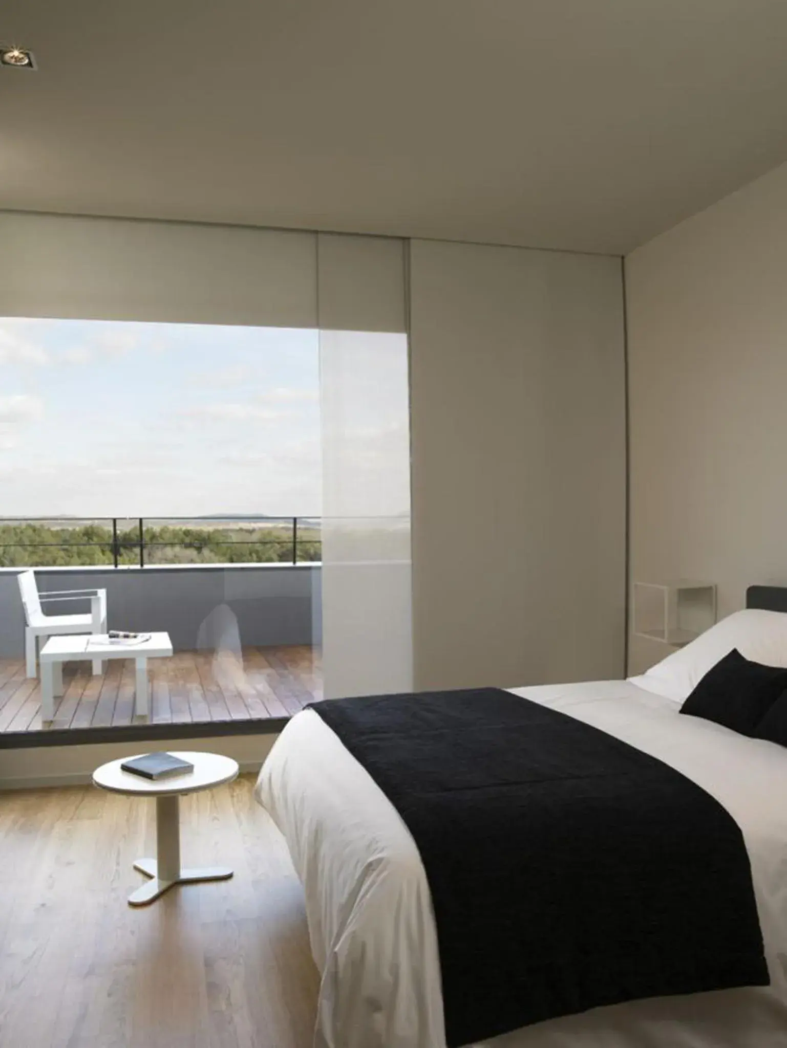 Bed in Blu Hotel Almansa Bed in Blu Hotel Almansa