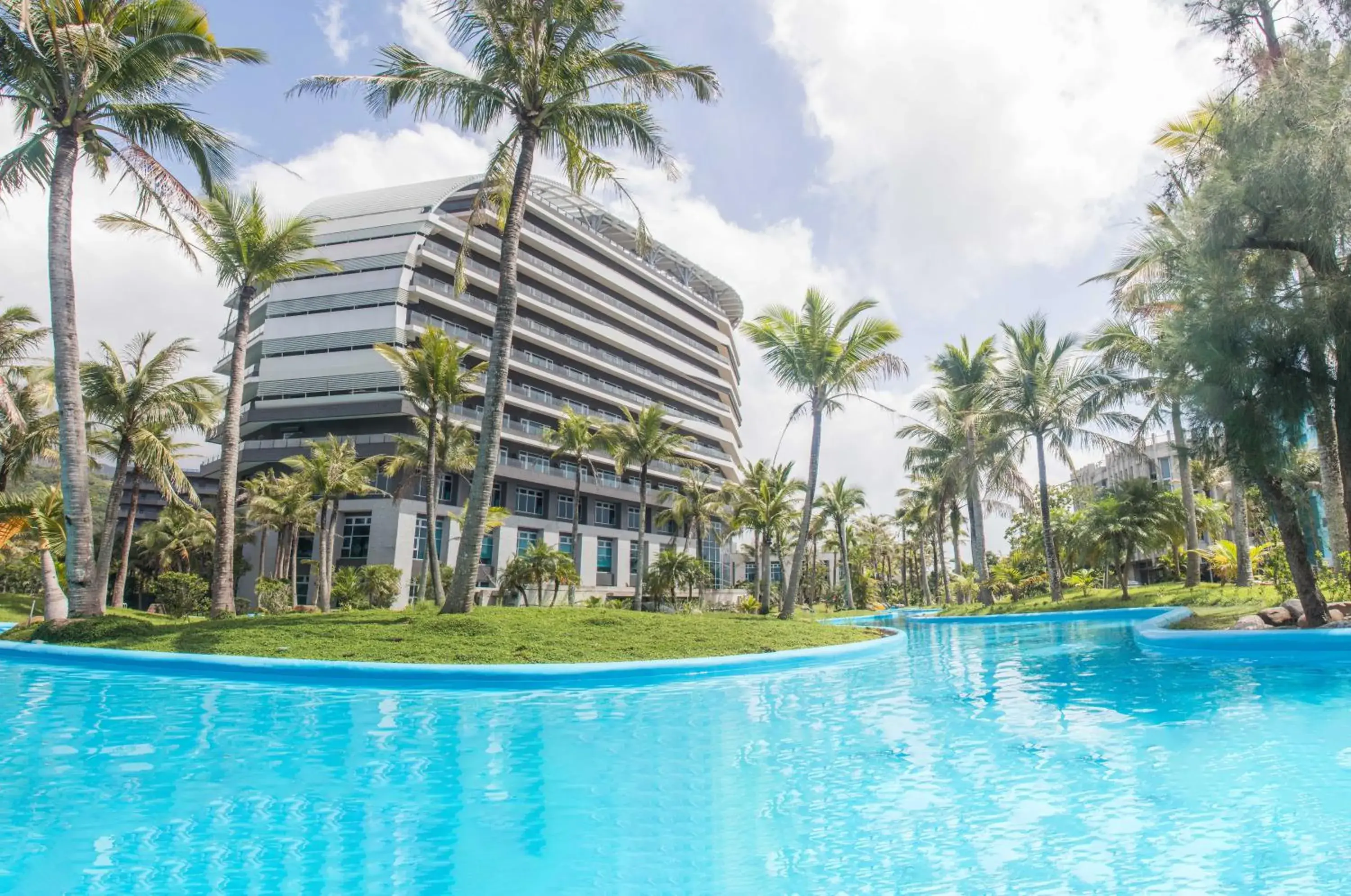 Swimming pool in The Archipelago Swimming pool in The Archipelago