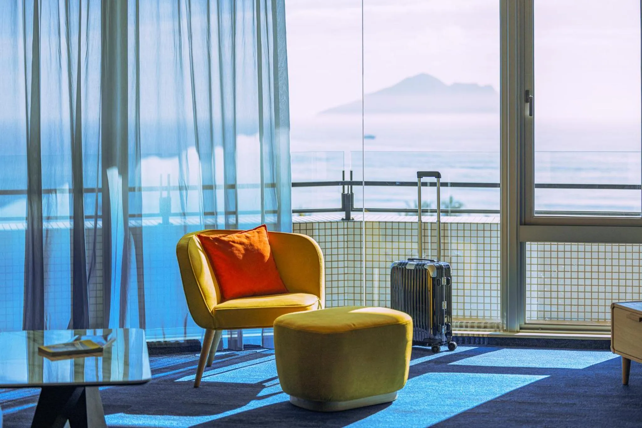 Photo of the whole room in The Archipelago