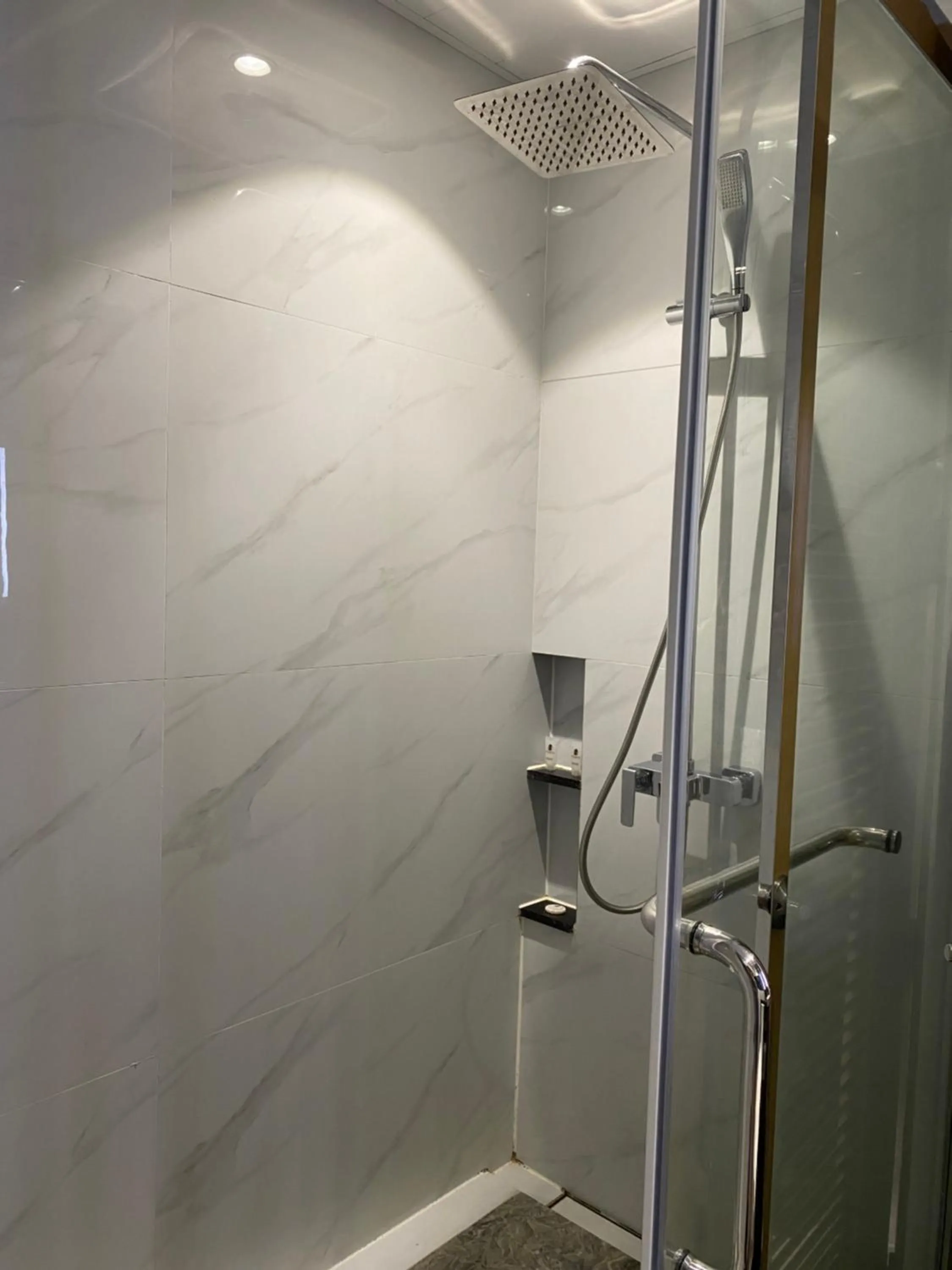 One Euphoria Luxe Hotel