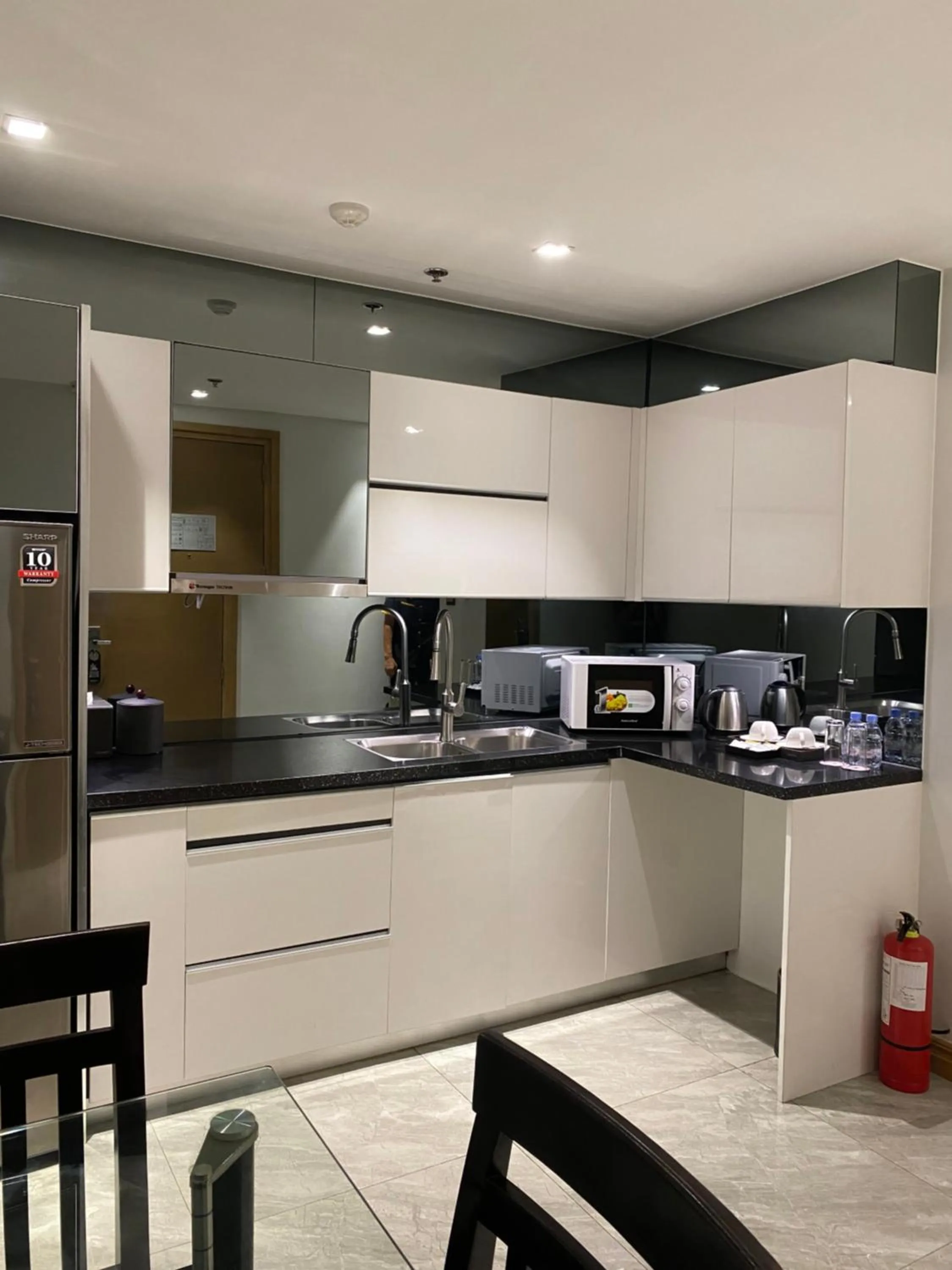 One Euphoria Luxe Hotel