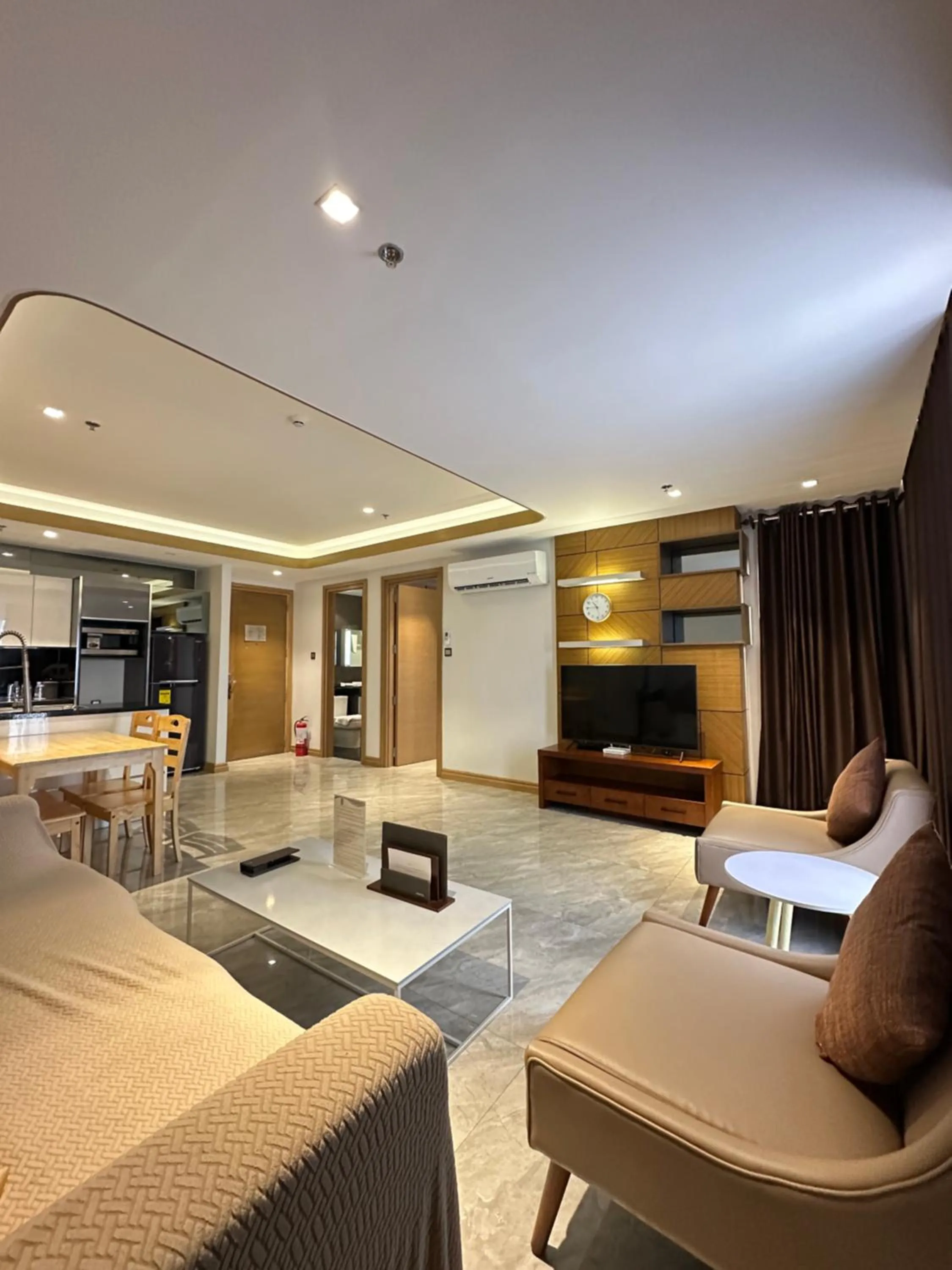 One Euphoria Luxe Hotel