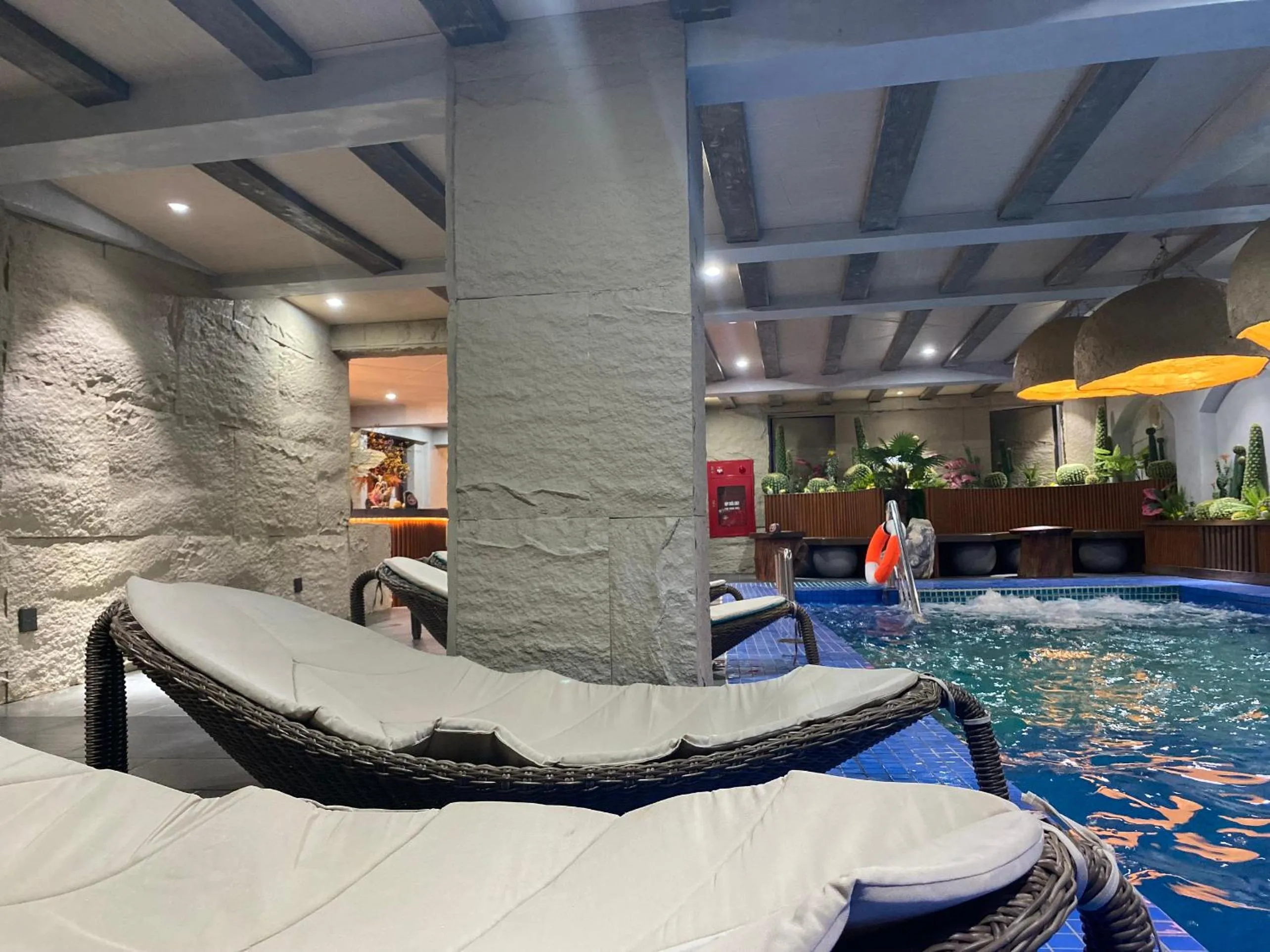 Swimming pool in HOTEL DE SAPA