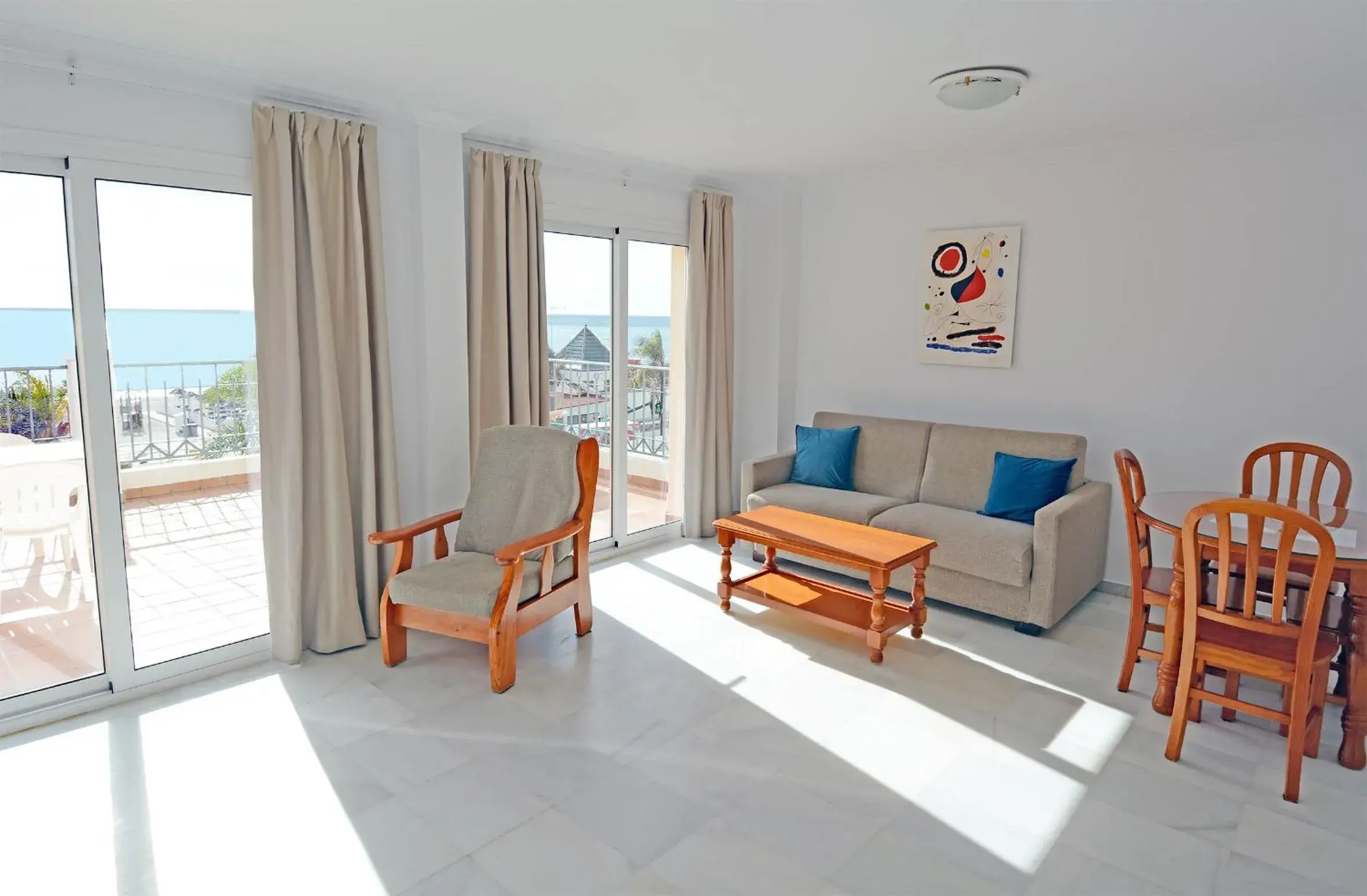Living room in Apartamentos HC Burriana Playa Living room in Apartamentos HC Burriana Playa